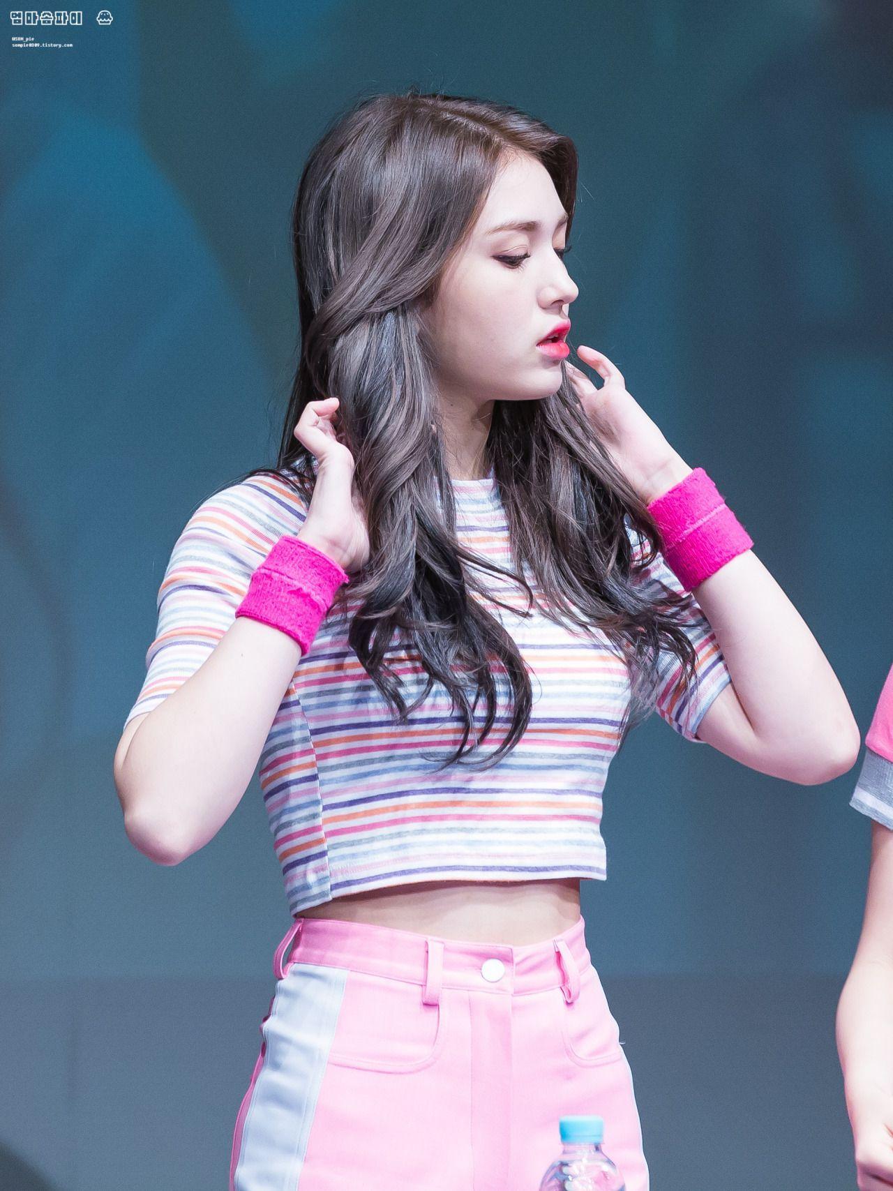 1280x1707 Somi Wallpaper