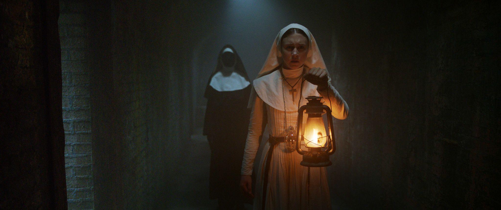 2048x858 The Nun (2018)