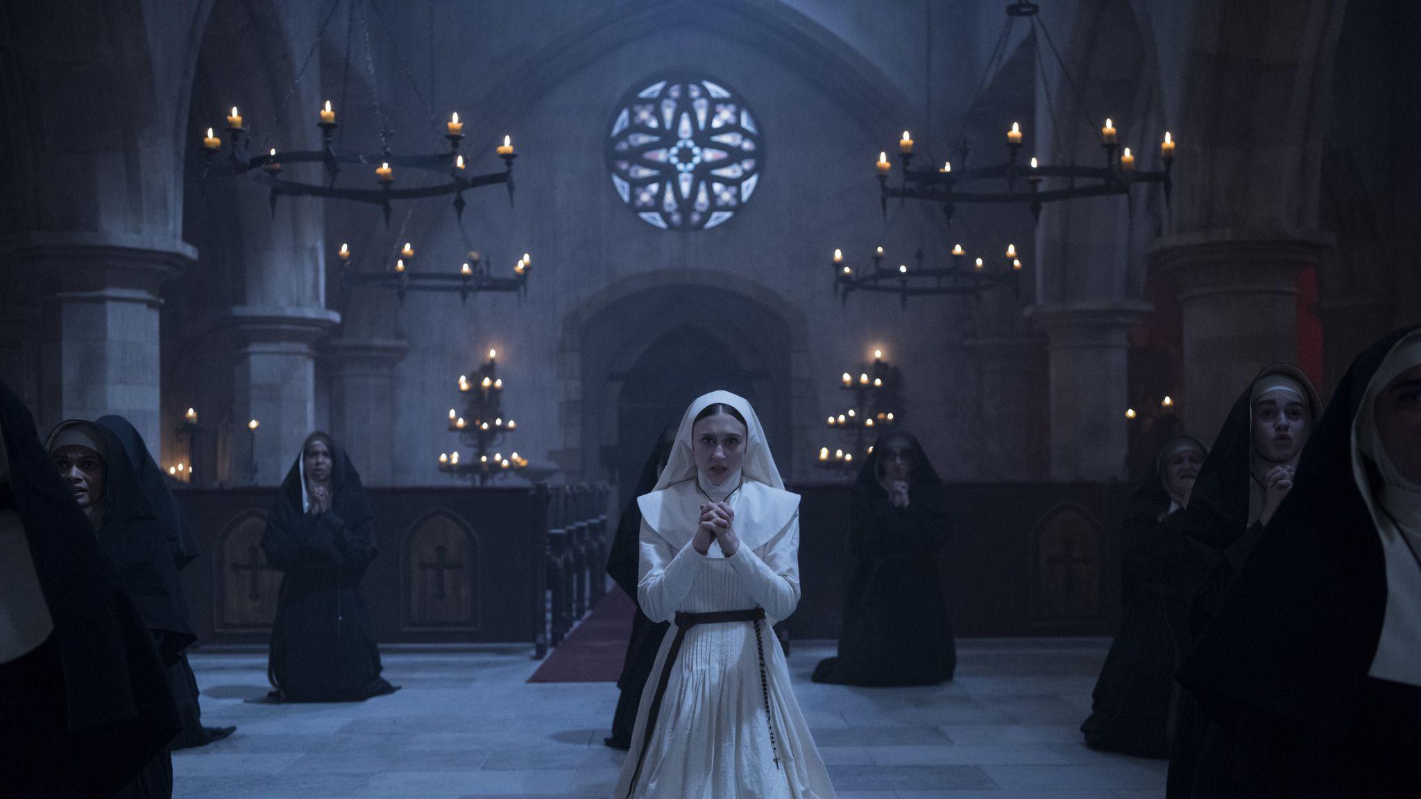 2048x1152 The Nun (2018)