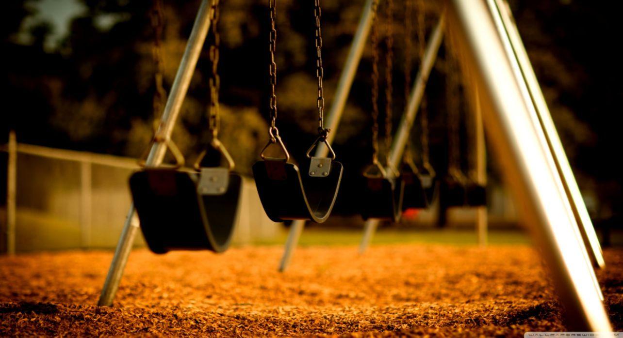 1284x698 Swing Photo HD Wallpaper