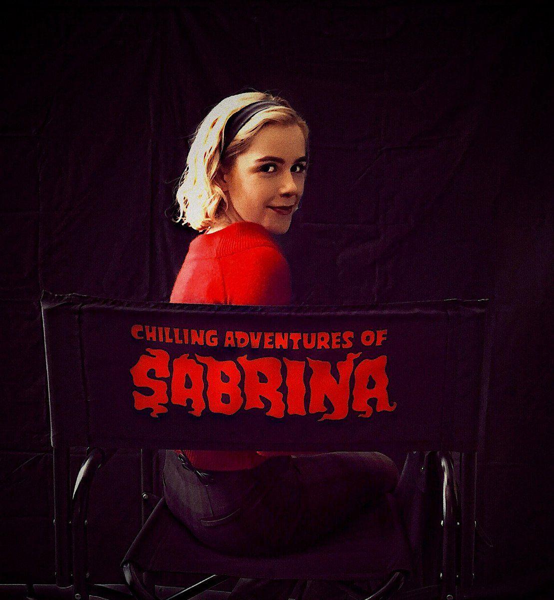 1109x1200 Cuộc phiêu lưu ớn lạnh của Sabrina Hình ảnh Tiết lộ Netflix