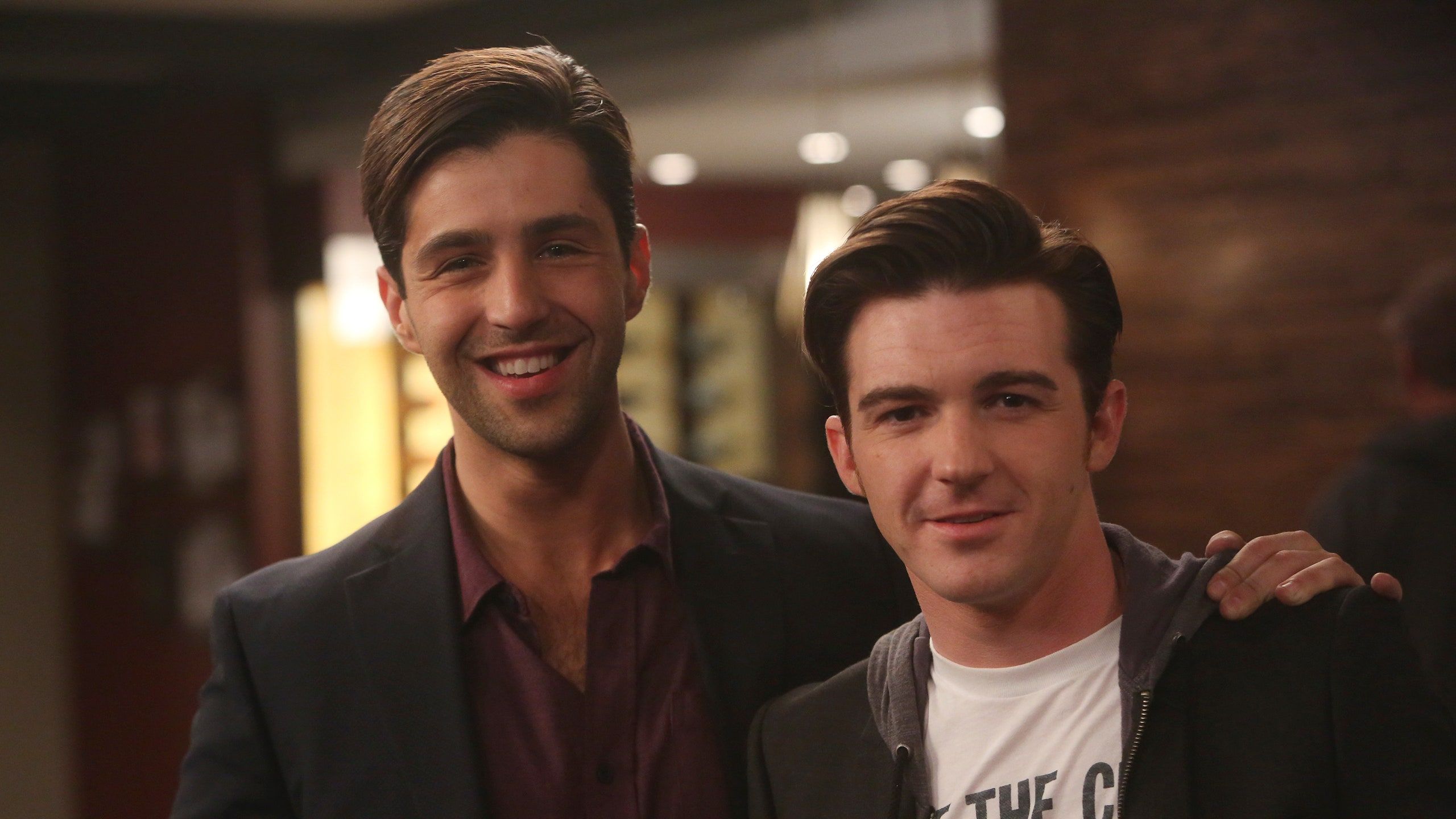 2560x1440 Josh Peck Trolls Drake Bell on Twitter