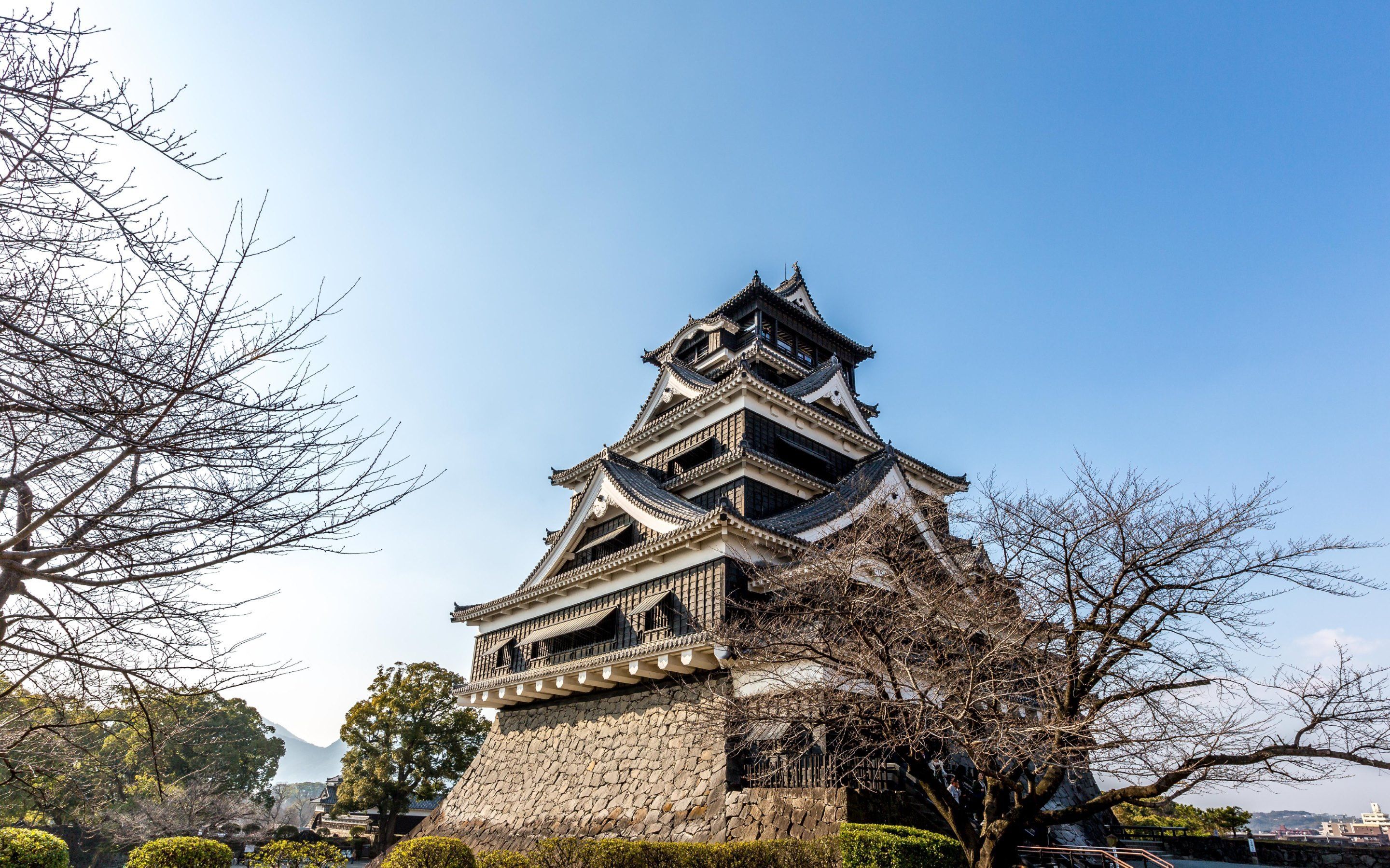 2880x1800 Wallpaper the sky, trees, Japan