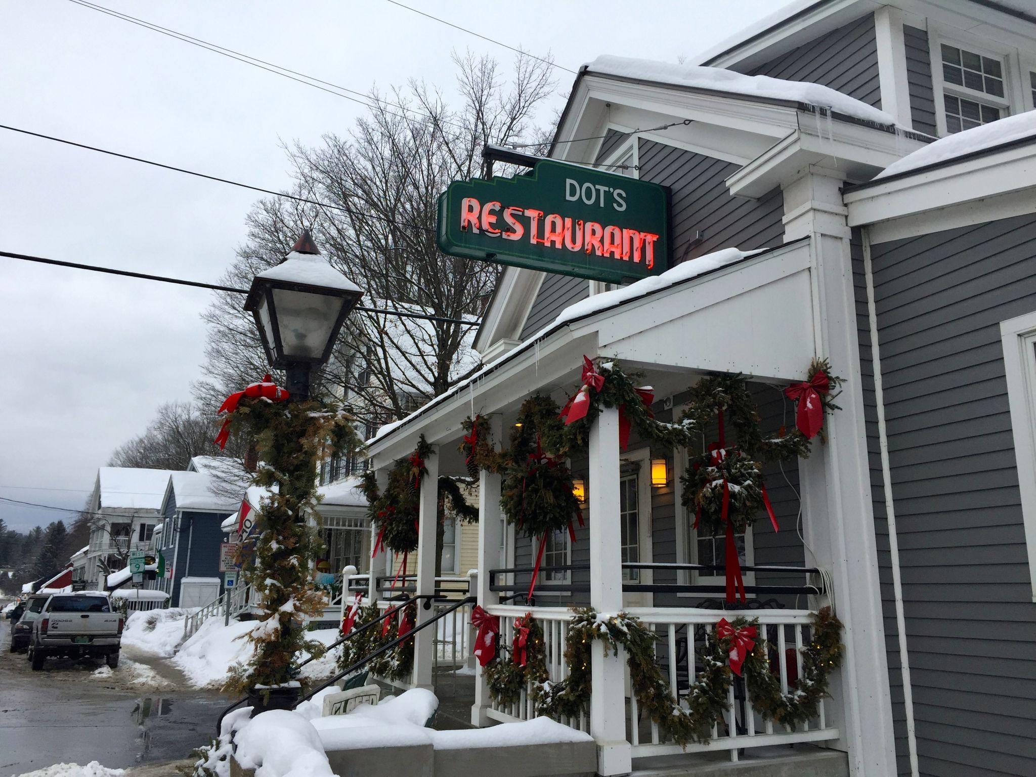 2048x1536 Wilmington, Vermont: A Trip Through New England Winter Charm