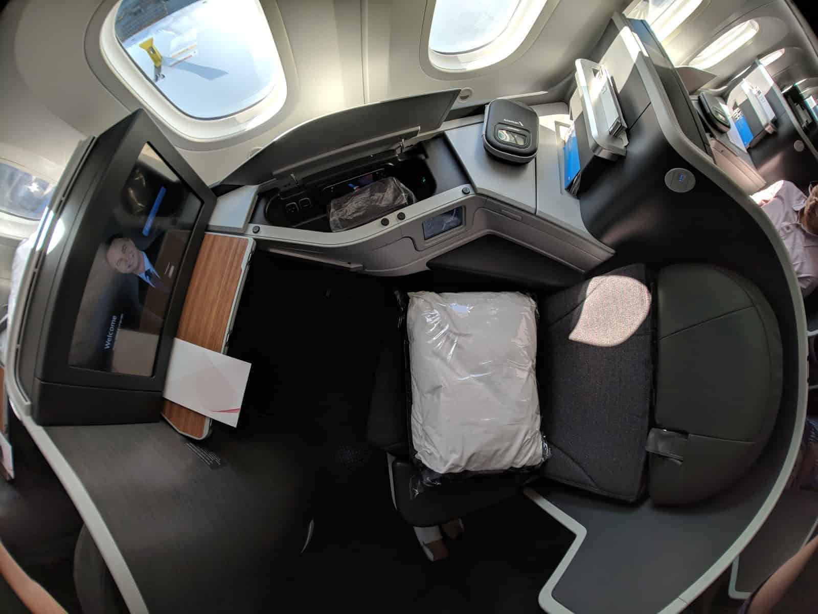 1600x1200 American Airlines Business Class Review