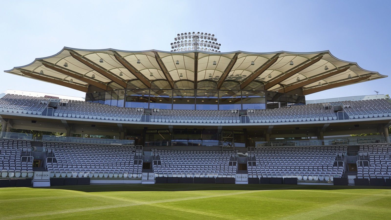 1600x900 Populous Delivers New Warner Stand at