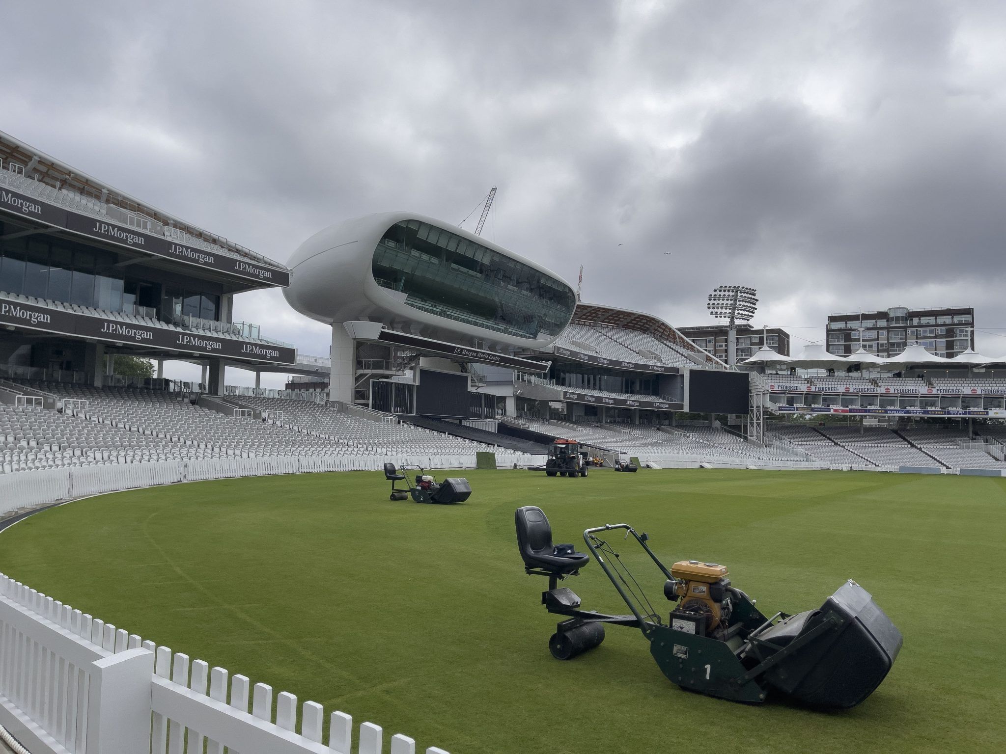 2048x1536 Lords Cricket Ground