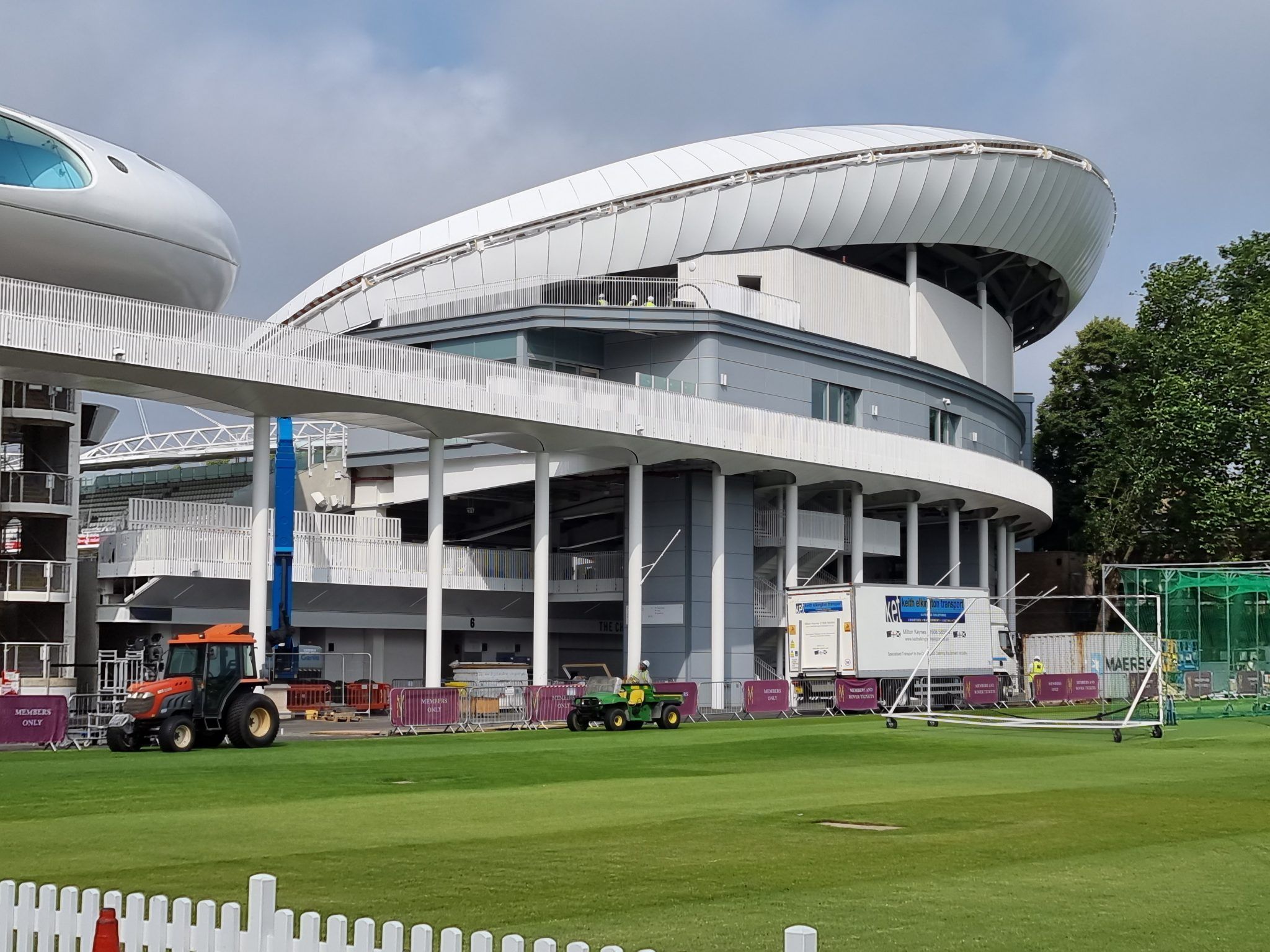 2048x1536 Lords Cricket Ground