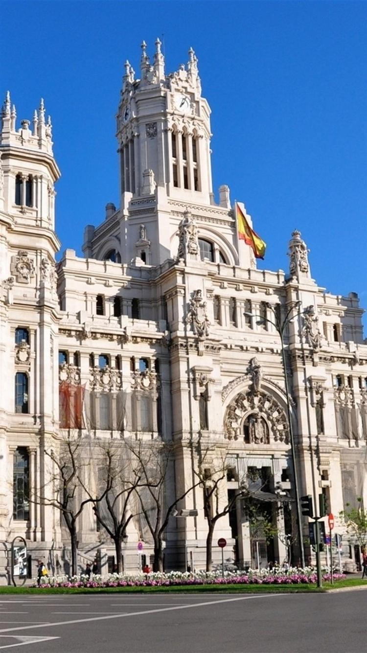 750x1334 Madrid City Wallpaper