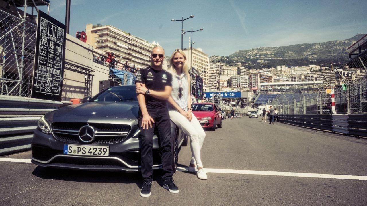 1280x720 Mercedes AMG Petronas Motorsport: Secret Team