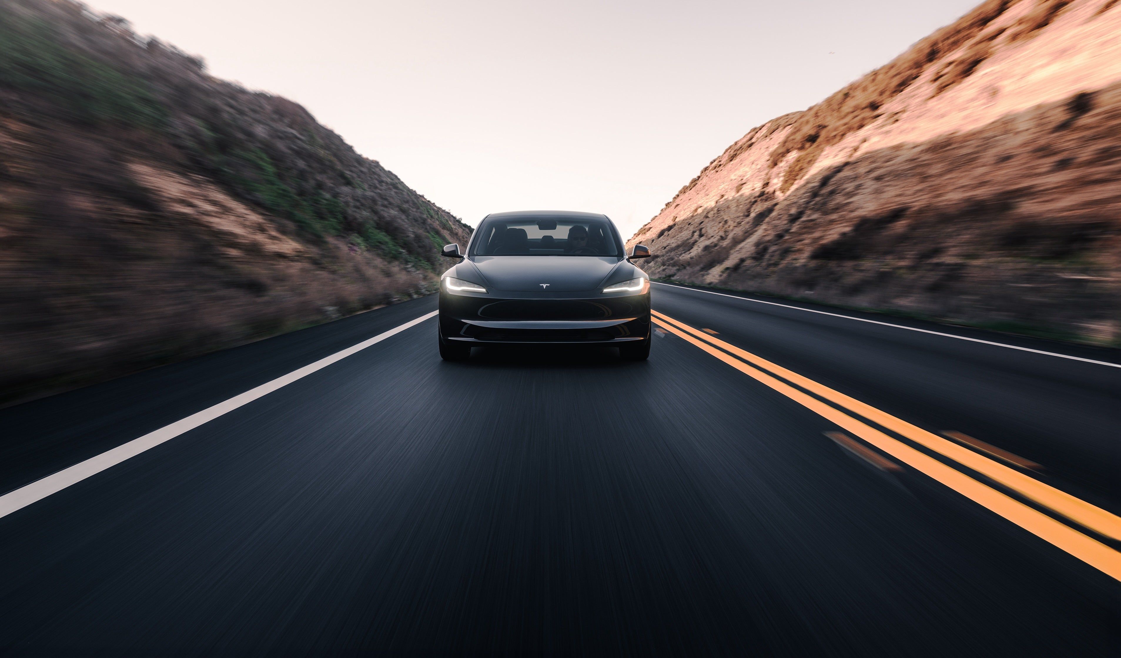 3814x2240 Advantages of Tesla Model 3 Highland
