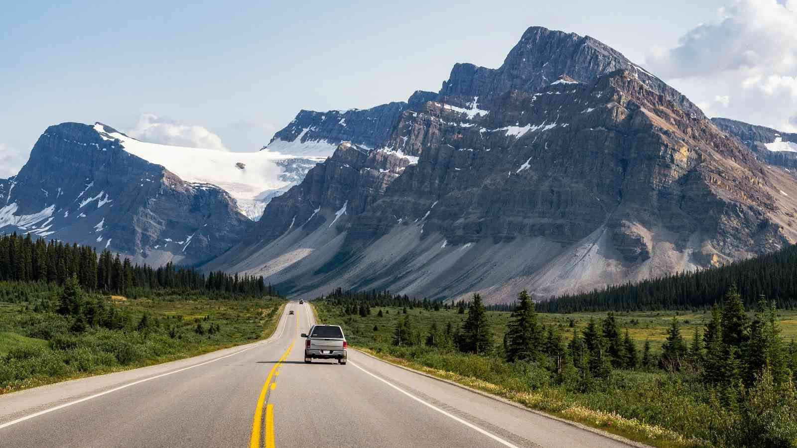 1600x900 Best Road Trip Car Accessories For Your