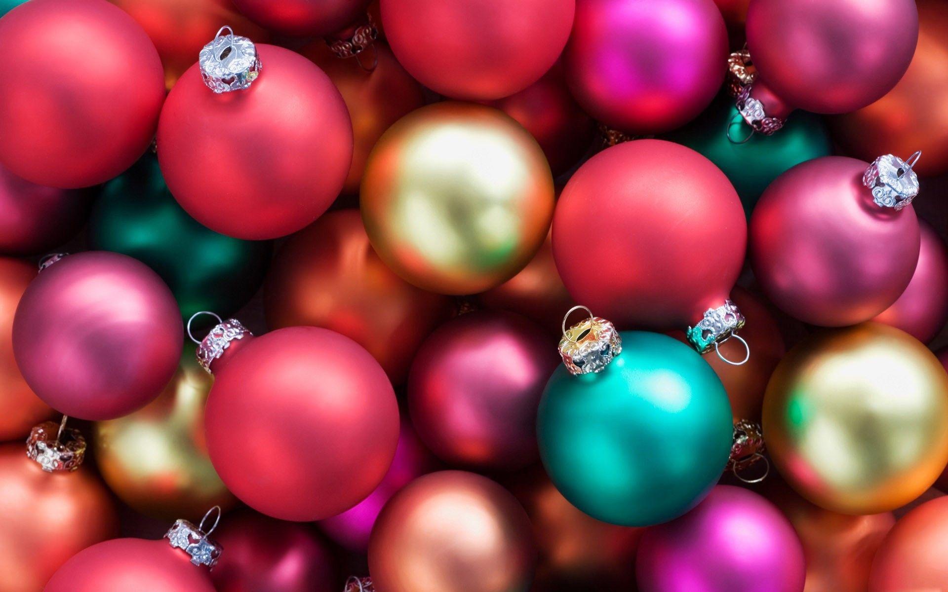 1920x1200 Christmas Ornaments Wallpaper