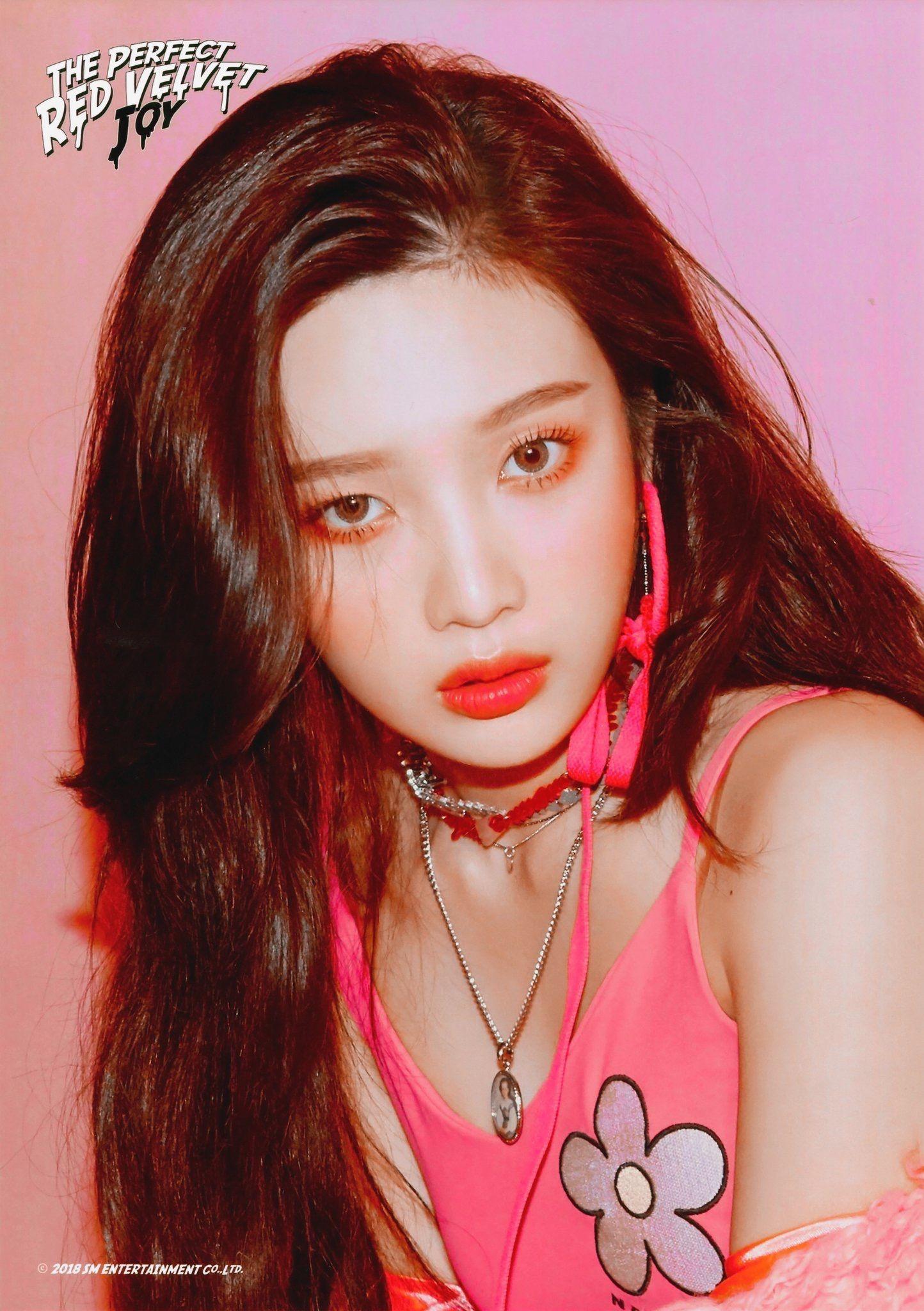 1444x2048 Red Velvet 'The Perfect Red Velvet' Concept Photo
