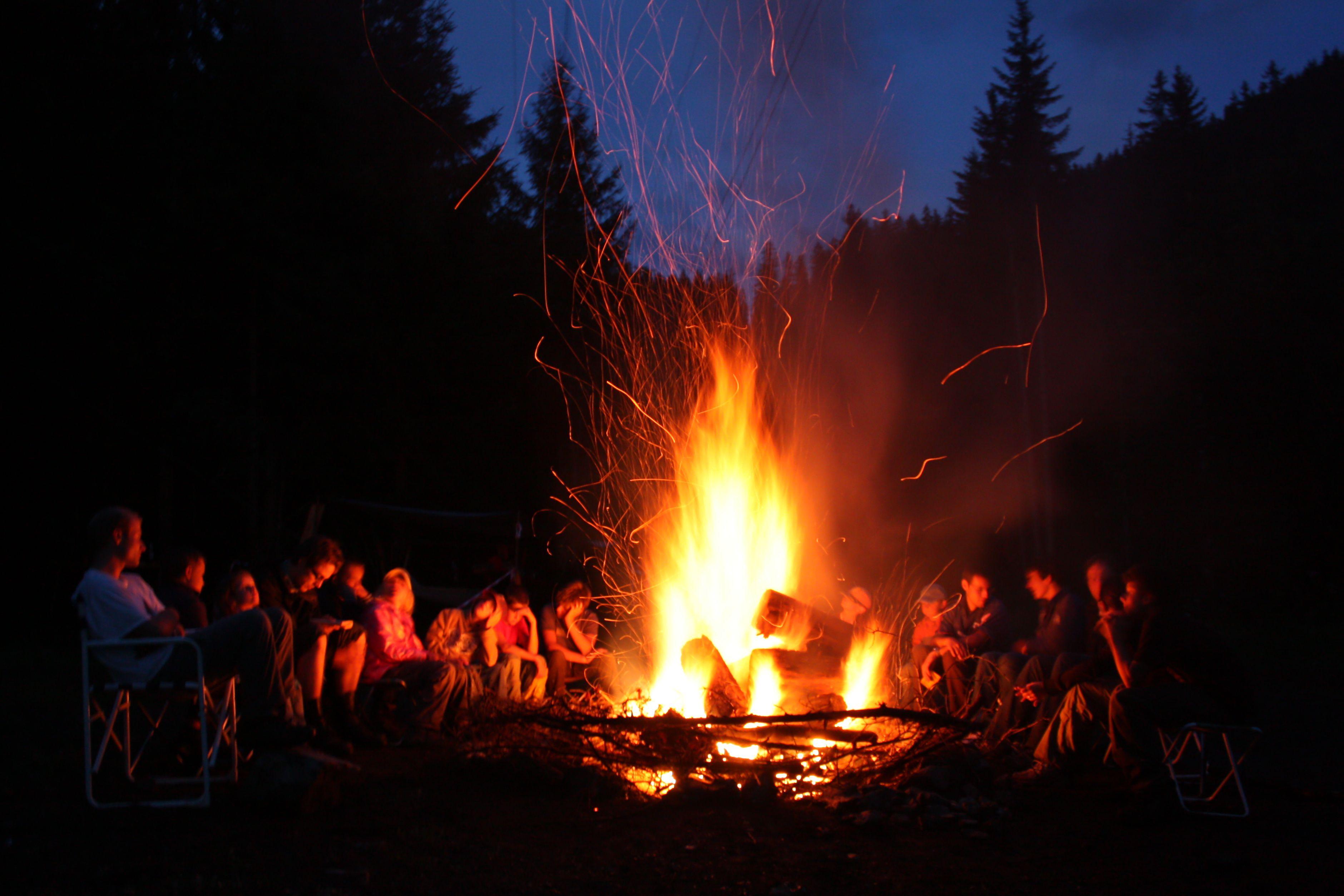 Campfire Wallpapers Top Free Campfire Backgrounds Wallpaperaccess Images, Photos, Reviews