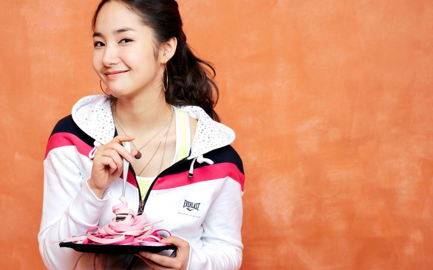 1440x900 Free download Park Min Young Wallpaper Image Photo