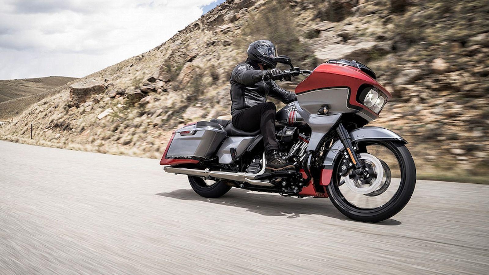 1600x900 Harley Davidson CVO Road Glide Picture, Photo