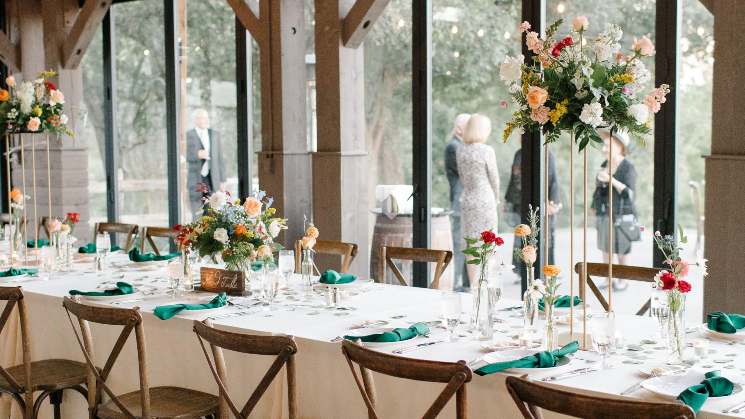 2560x1440 Bastrop Barn Wedding Venue Near Austin
