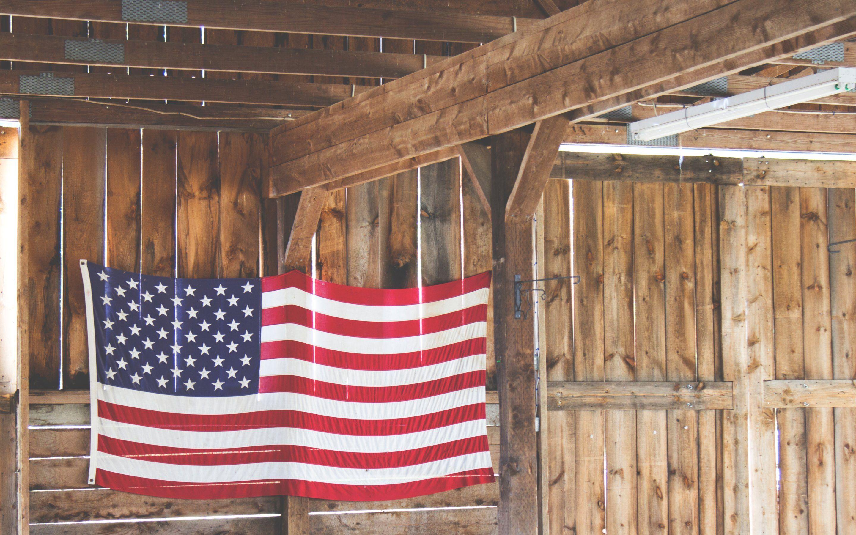 2880x1800 American Flag iPhone 4k Wallpaper