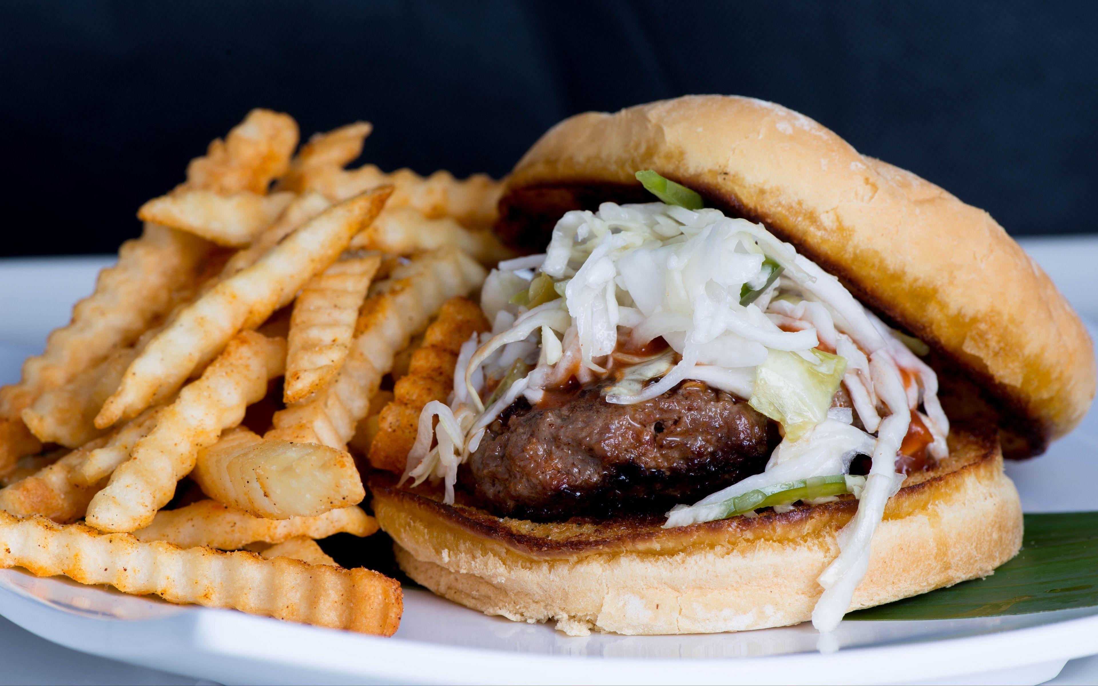 3840x2400 Download wallpaper 3840x2400 burger, hamburger, fast food