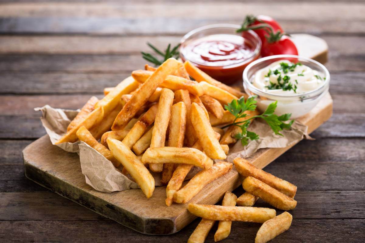 1200x800 Cooking of Frozen French Fries