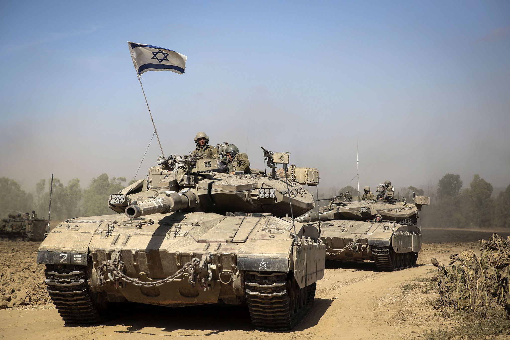 2048x1365 Download Tank Military Merkava HD Wallpaper