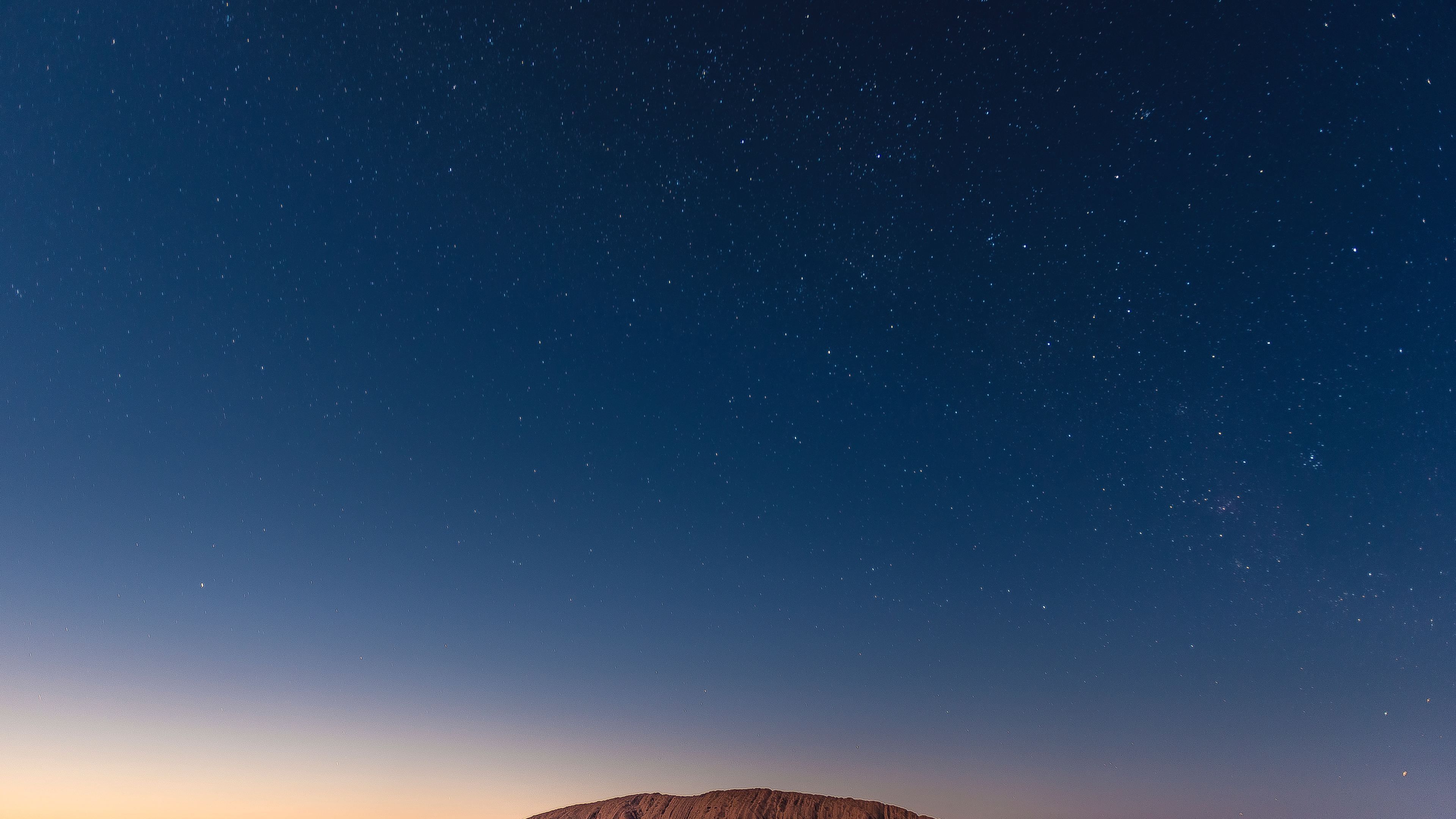 3840x2160 Clear Night Sky Wallpaper