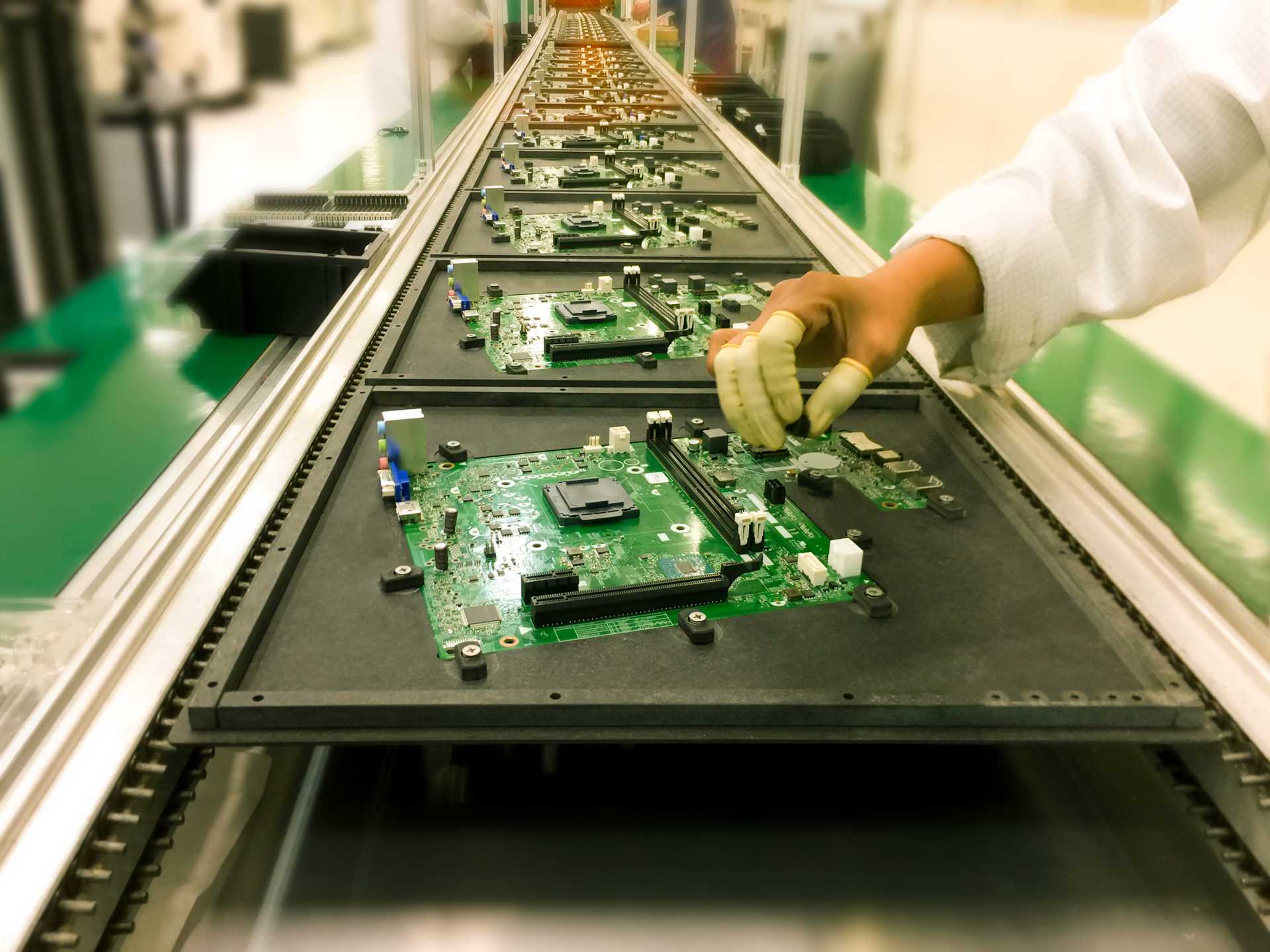 1920x1440 SMT) and Wave Soldering. KUS Americas