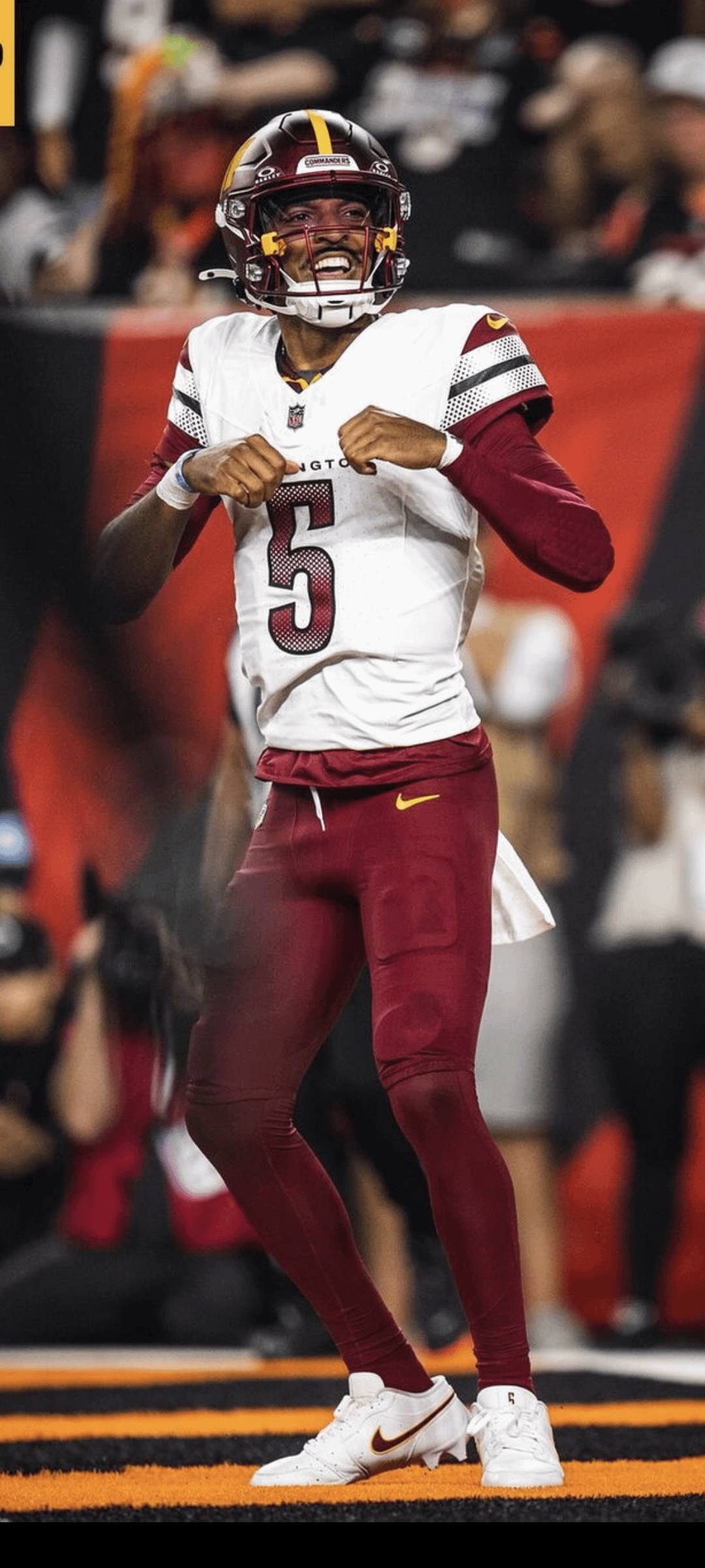 1080x2400 got lockscreen / wallpaper material