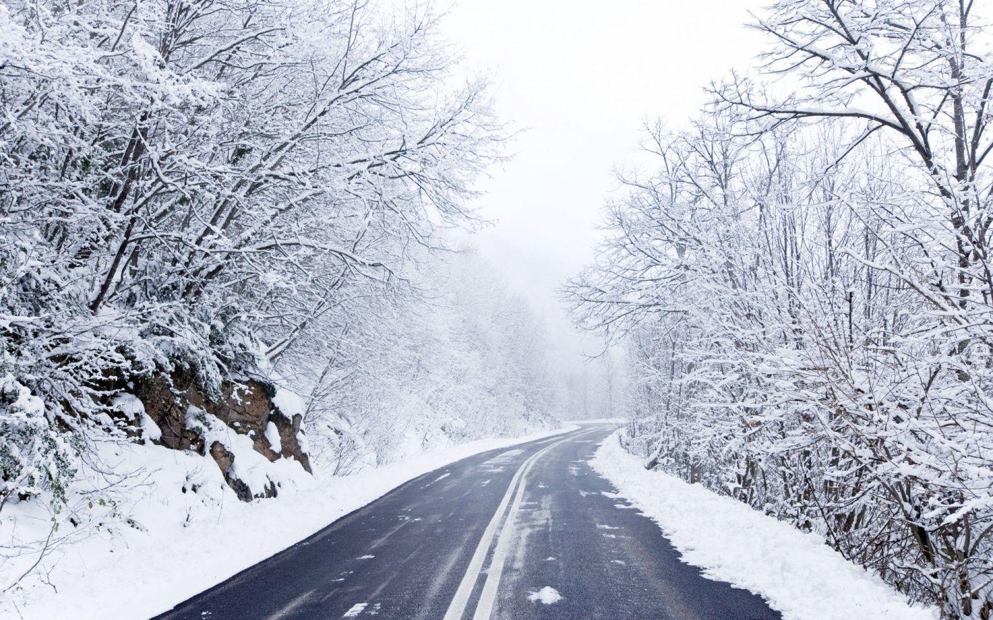 1440x900 Winter Street desktop PC and Mac wallpaper