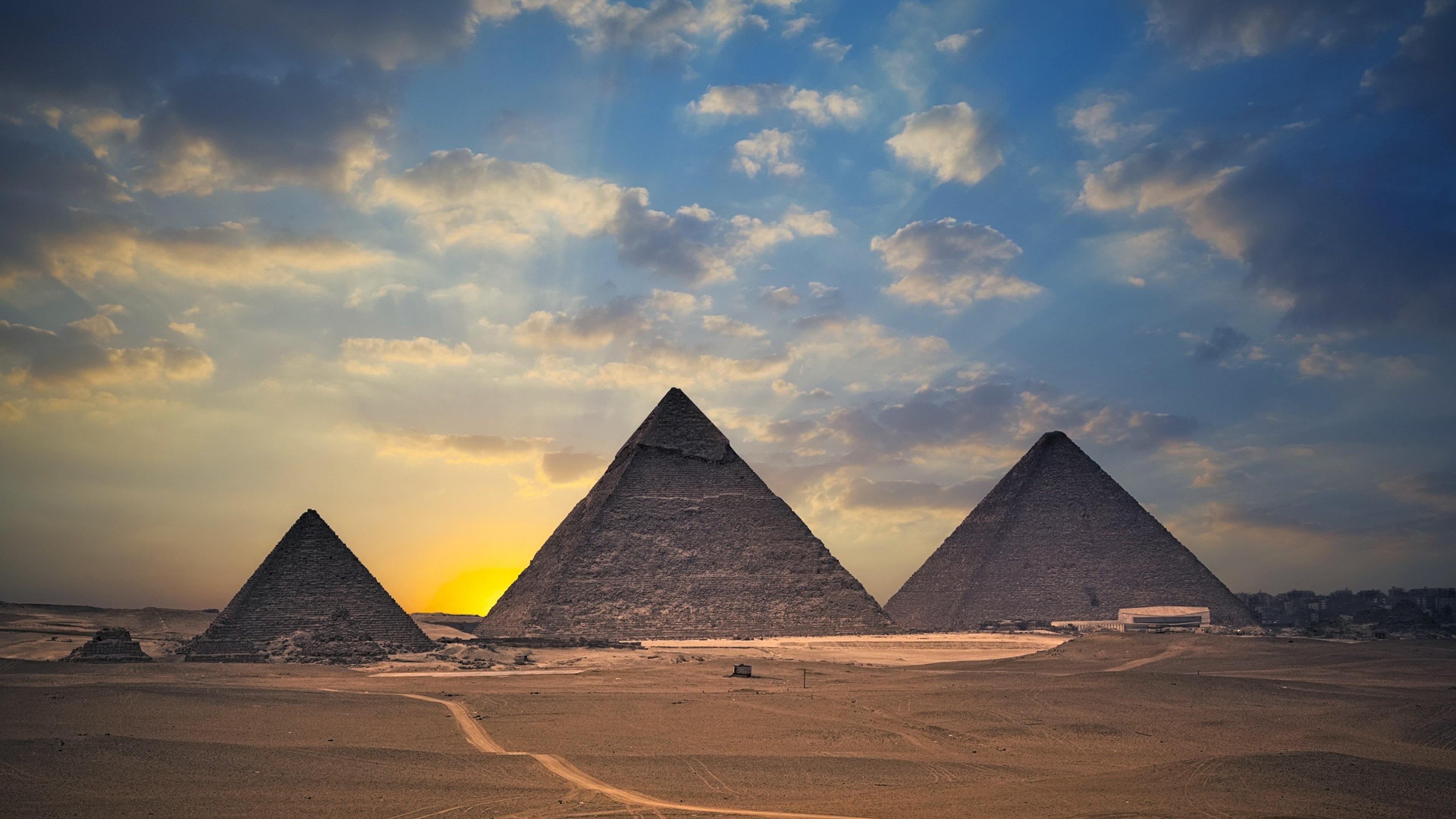 3840x2160 The Pyramids Of Giza Wallpaper. Wallpaper Studio 10