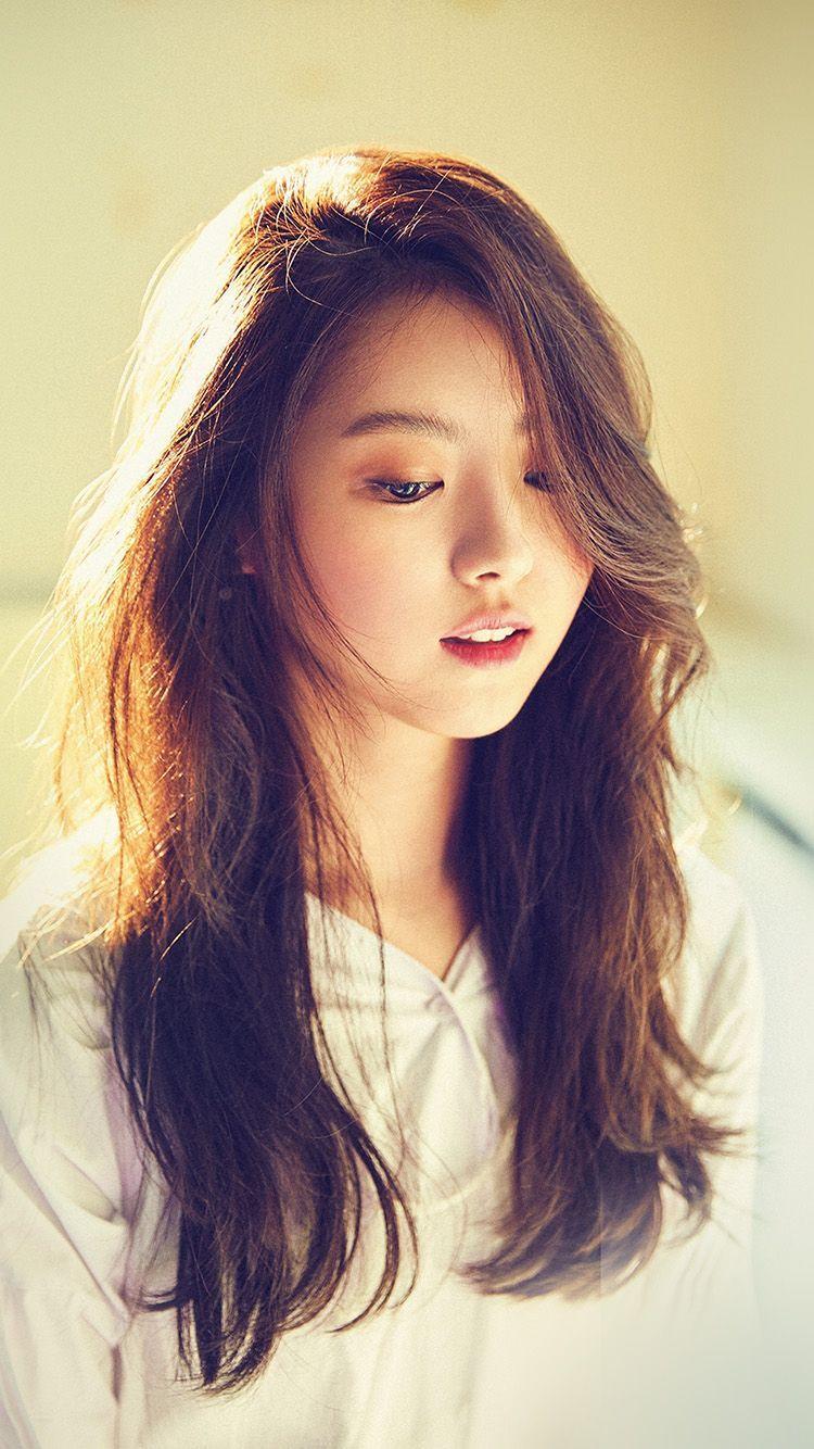 750x1334 iPhone Korean Girl Wallpaper HD