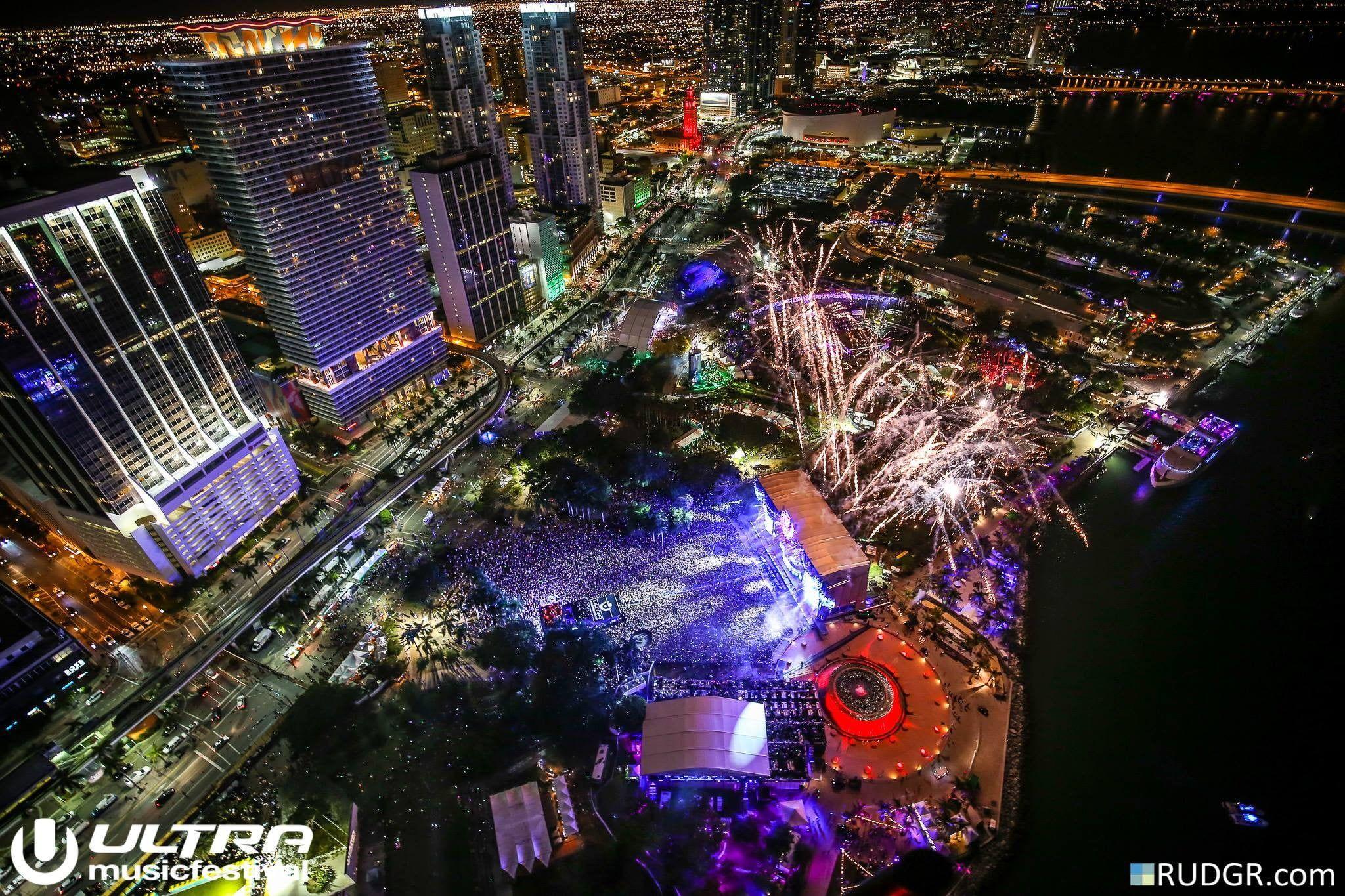 2048x1365 Aerial view of city buildings, Ultra Music Festival, Miami