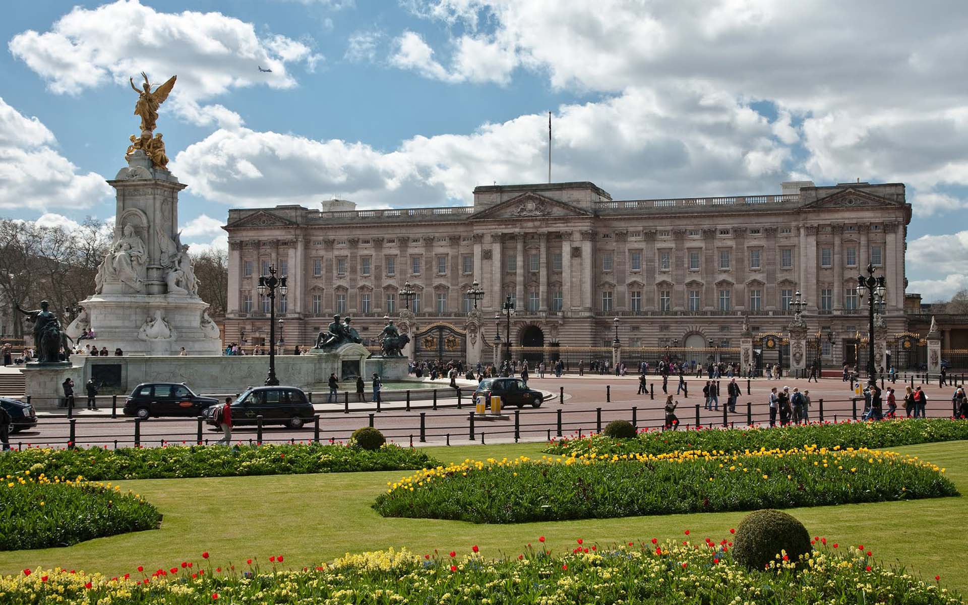 1920x1200 Buckingham Palace London wallpaper. Buckingham Palace