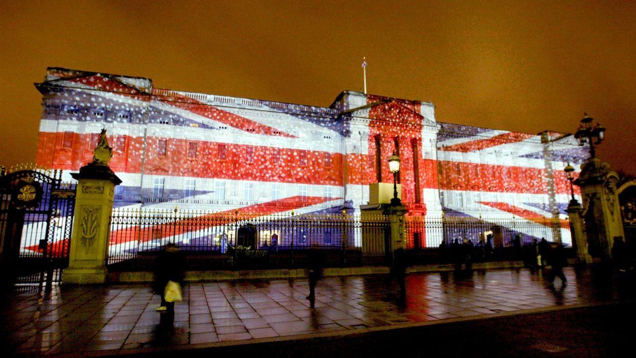 1244x700 England London illuminated Buckingham Palace wallpaper