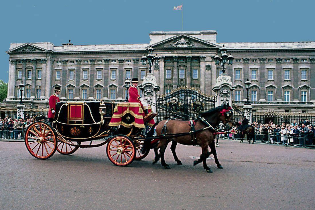 1100x734 buckingham palace high resolution. Buckingham Palace