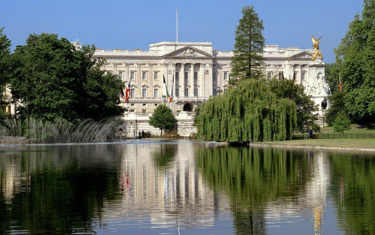 1280x804 Buckingham Palace wallpaper. Buckingham Palace