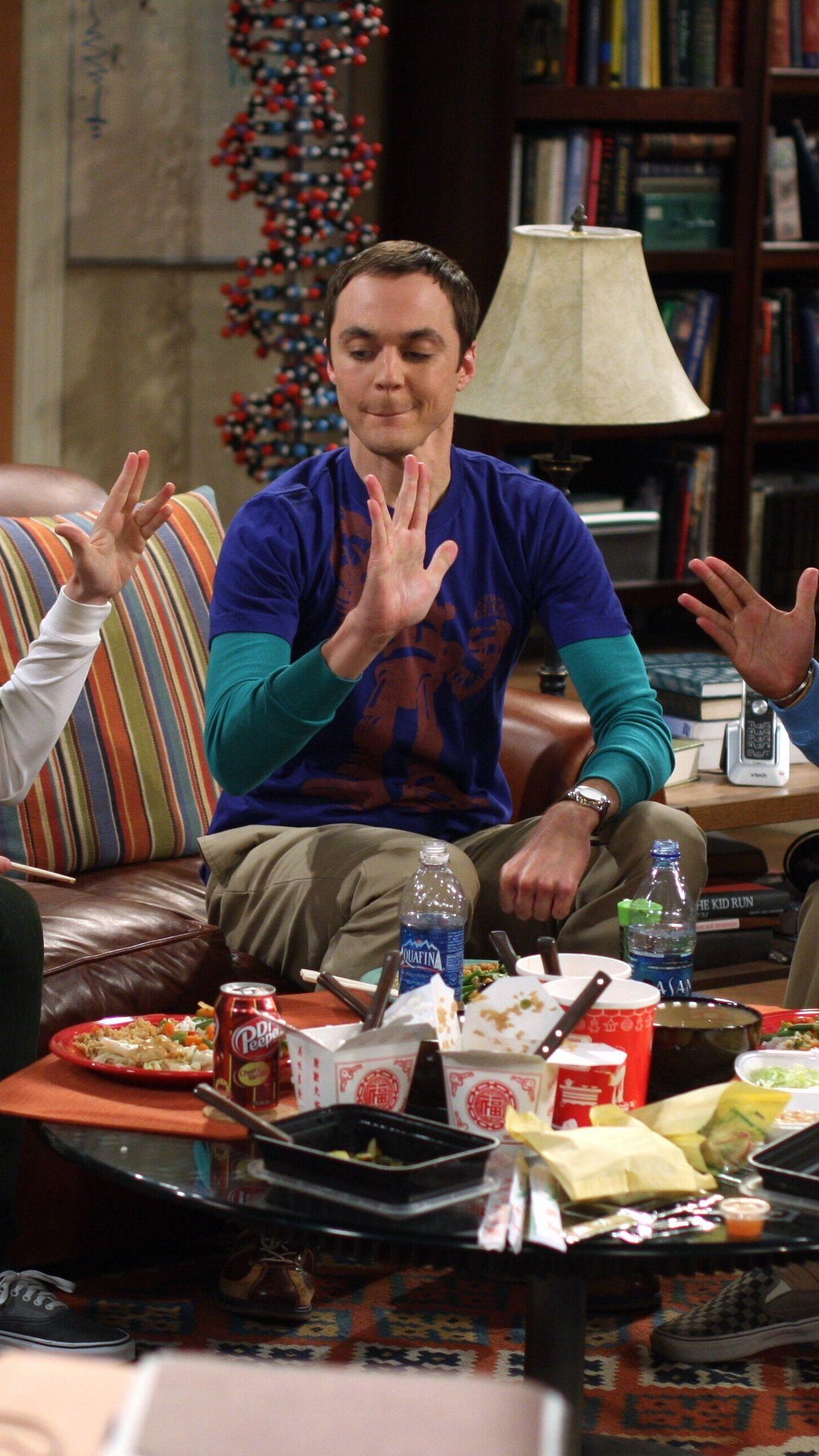 Актер играющий шелдона купера. Шелдон говард. Шелдон купер. Шелдон купер. Шелдон говард.