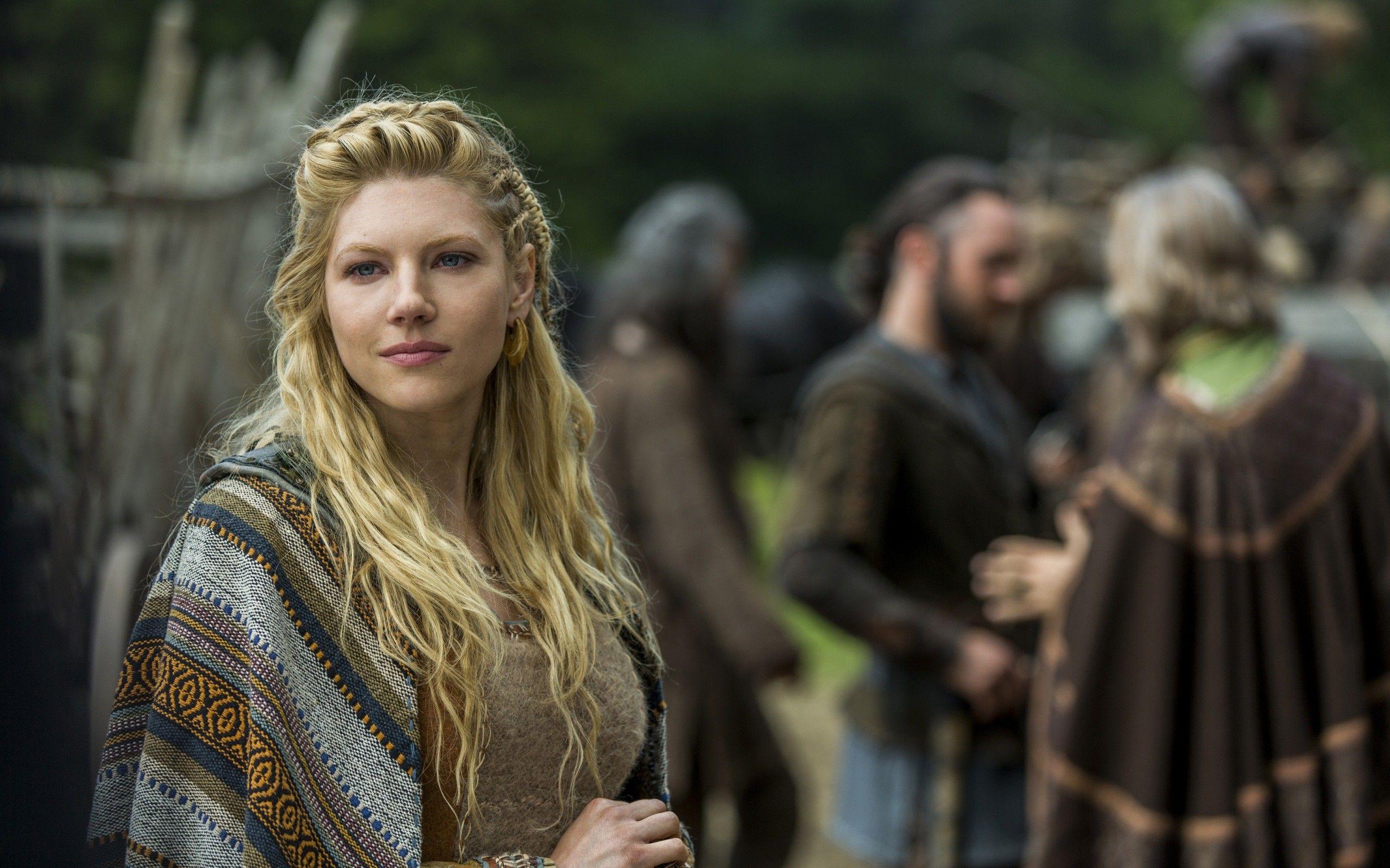 2560x1600 Lagertha Wallpaper