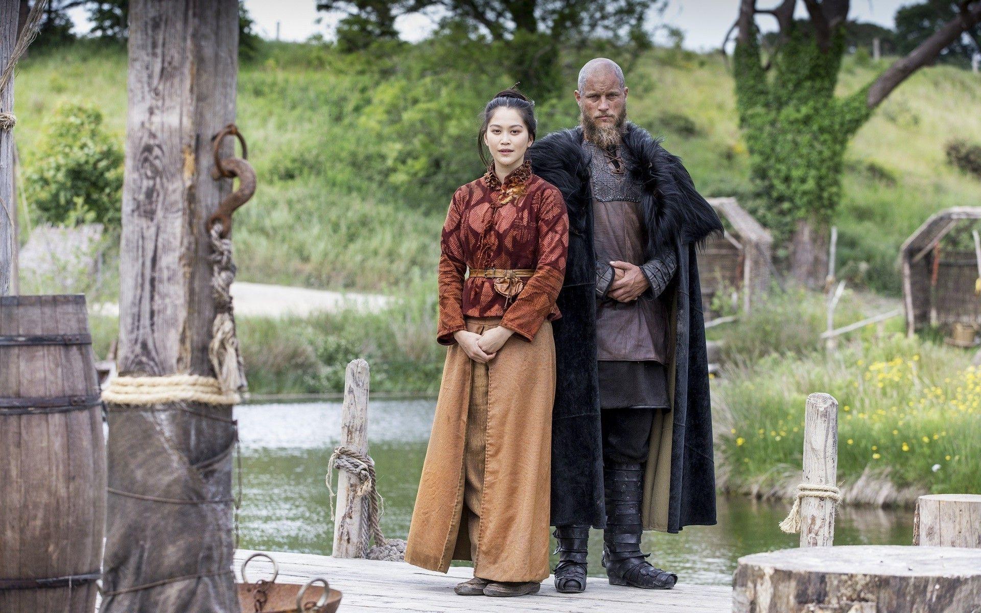 1920x1200 Travis Fimmel, Dianne Doan, Women, Men, Actor, Actress