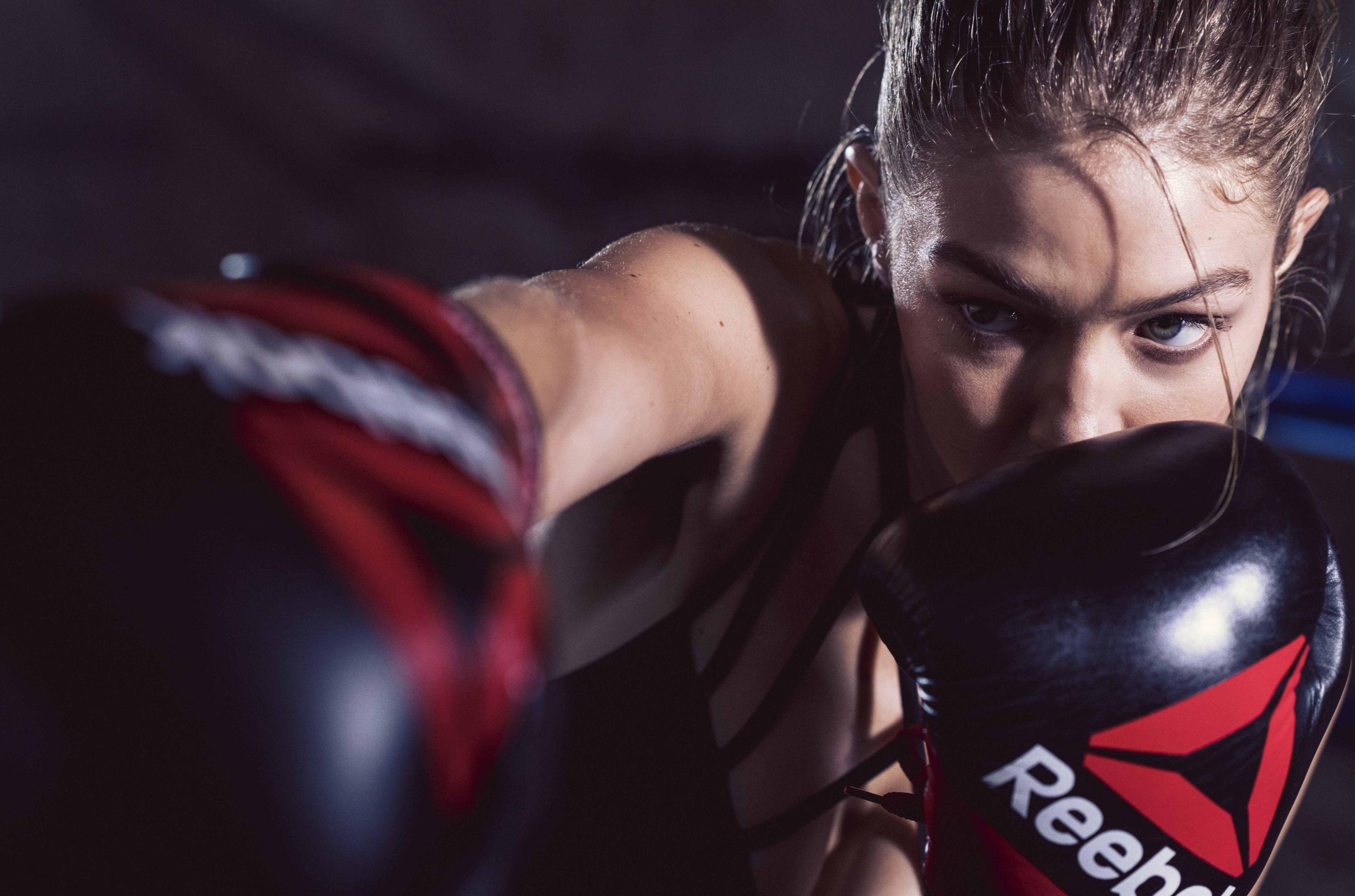 3840x2539 gigi hadid 4k cool wallpaper HD. Fitness