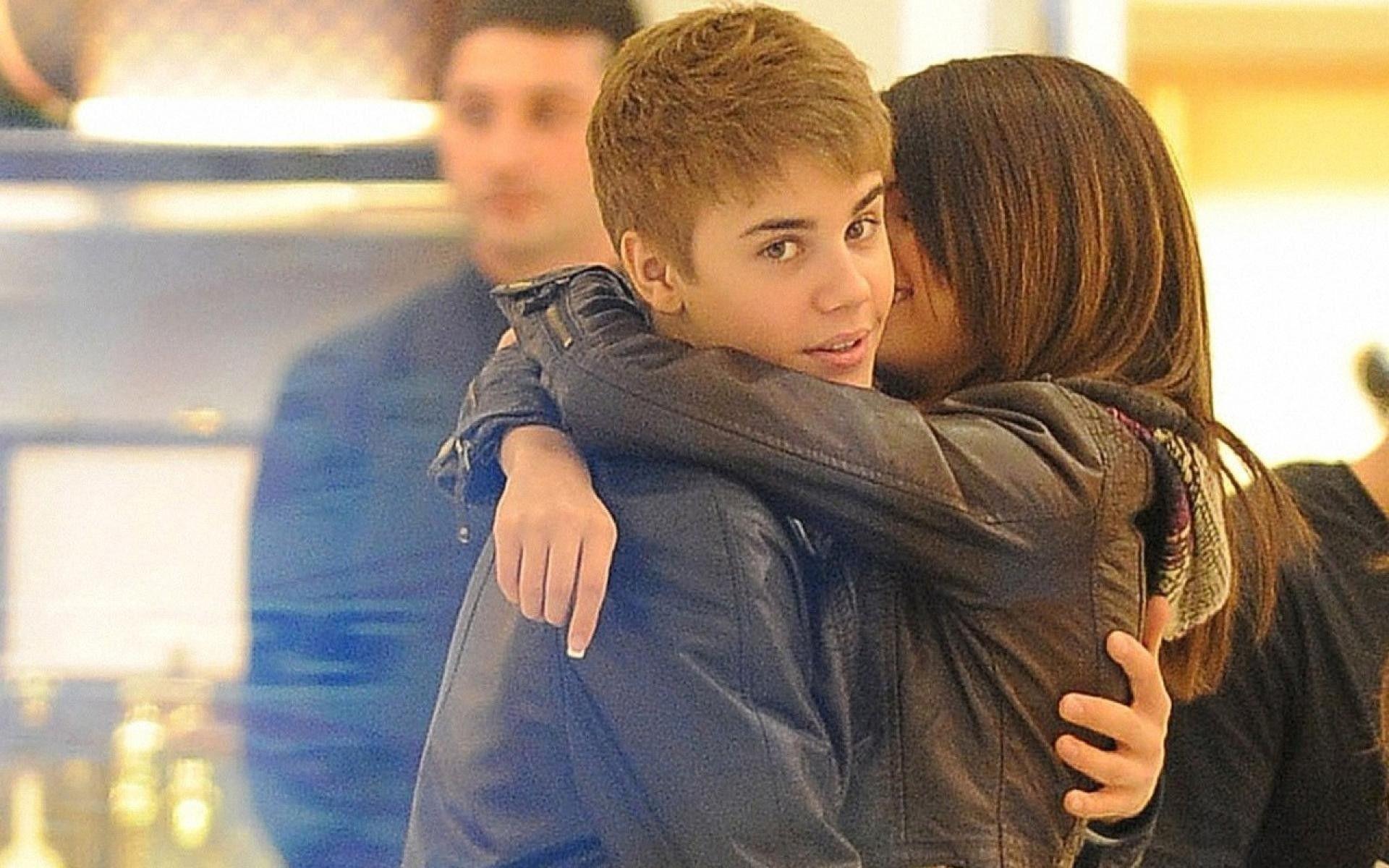 1920x1200 Justin Bieber HD Wallpaper
