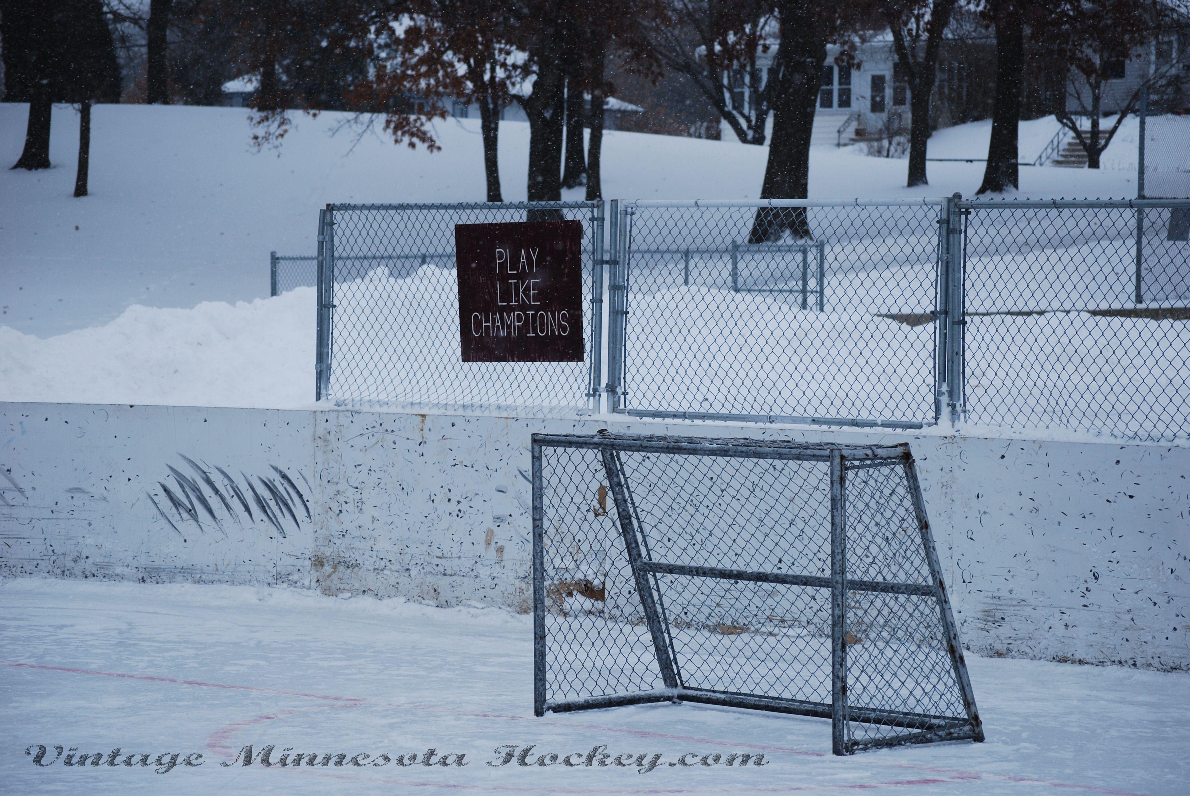 3872x2592 Vintage MN Hockey Desktop Wallpaper