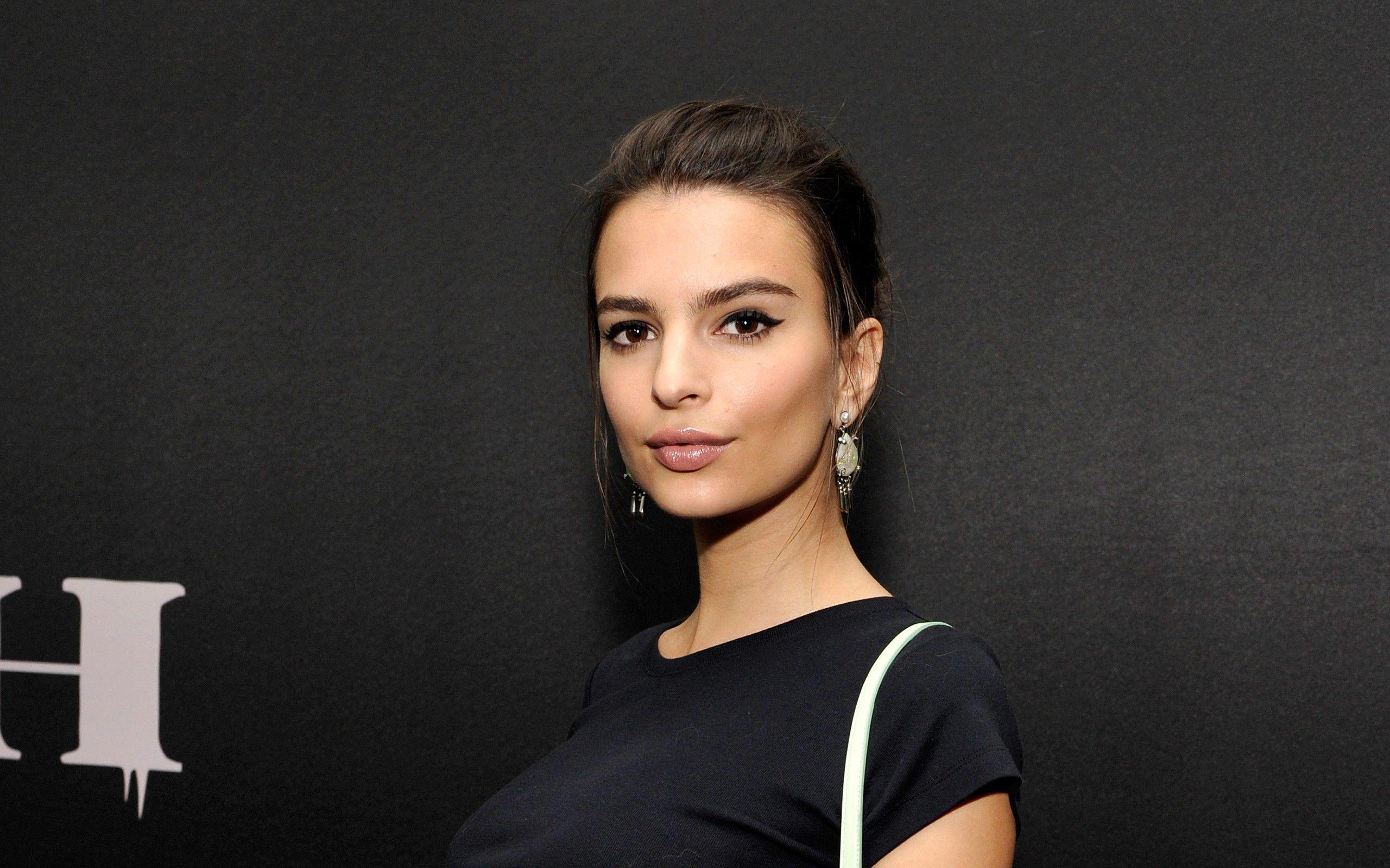 2560x1600 new Emily Ratajkowski wallpaper 2018 About