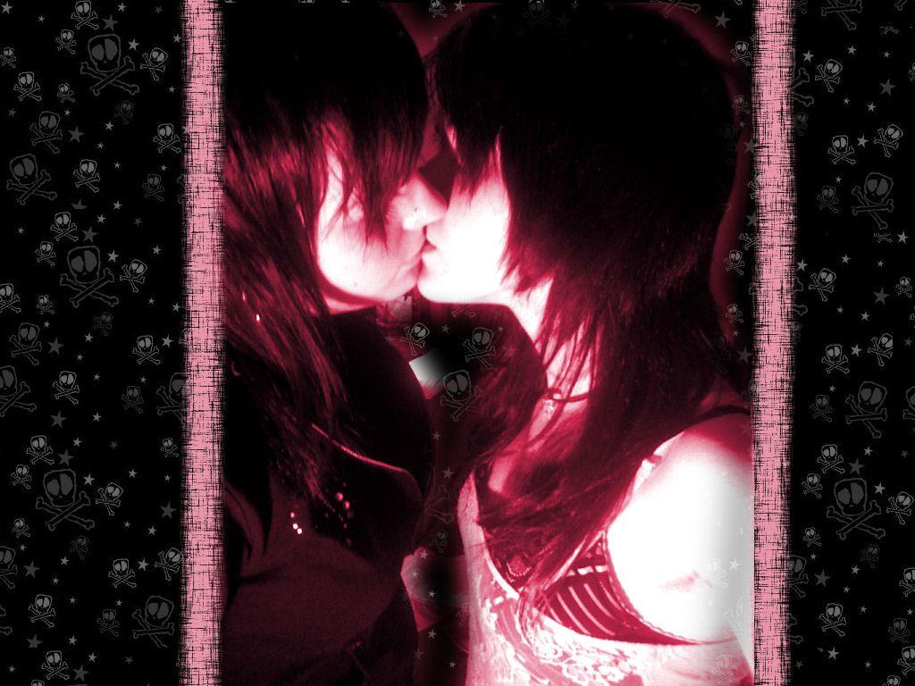 1024x768 Emo Kiss Love Wallpaper