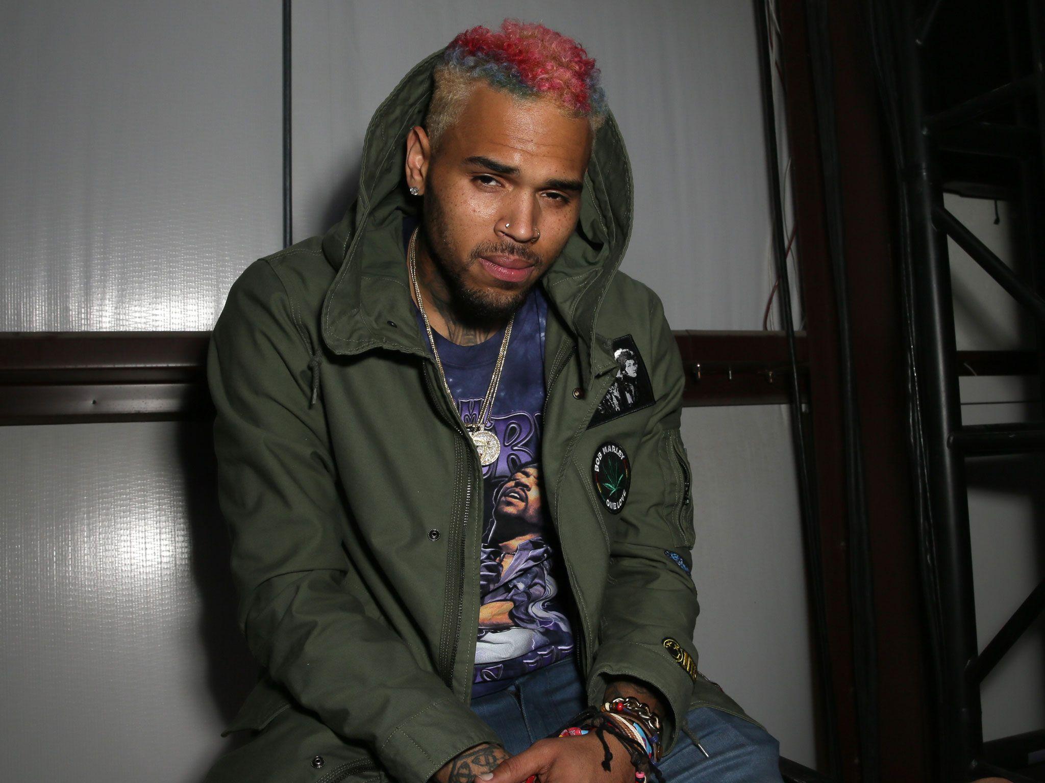 2048x1536 Chris Brown vows to raise awareness about domestic violence