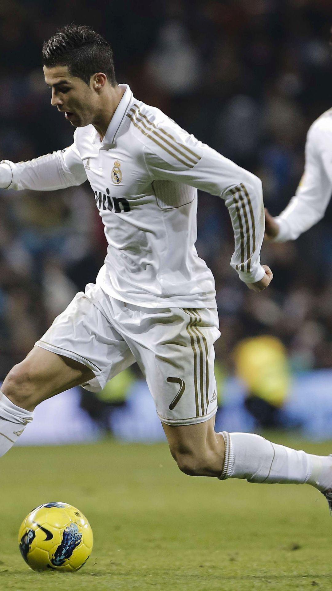 1080x1920 real madrid, criro, real madrid, c.ronaldo, r.kaka, cr c. ronaldo desktop wallpaper 22471