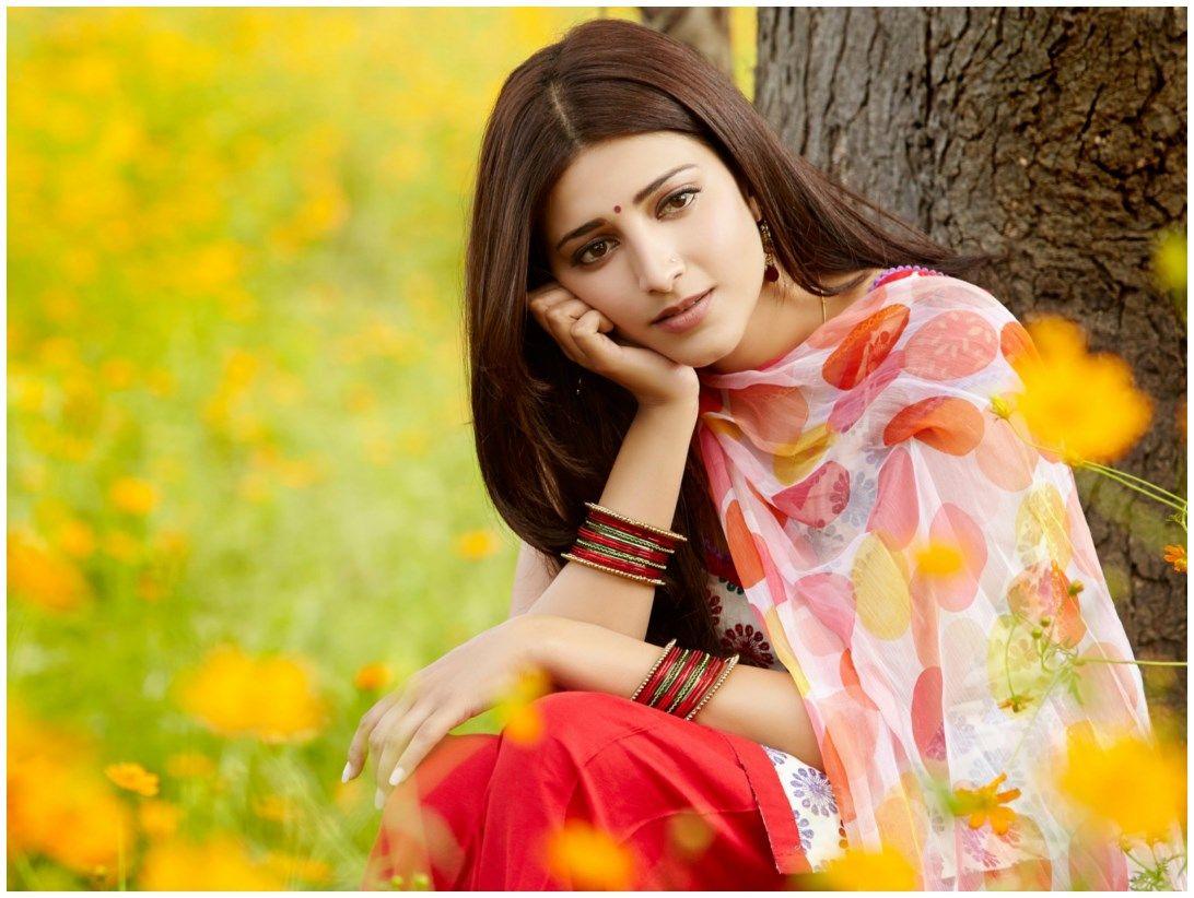 1092x822 Download New Bollywood Actress Wallpaper Full HD #ZV9