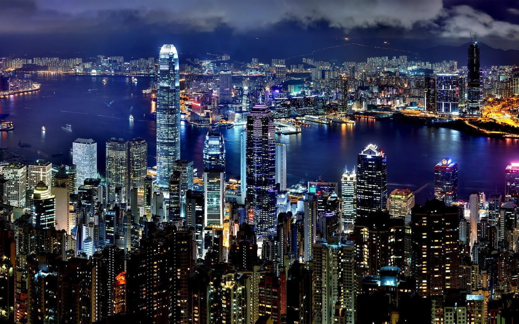 1680x1050 Hong Kong Wallpaper. Disneyland