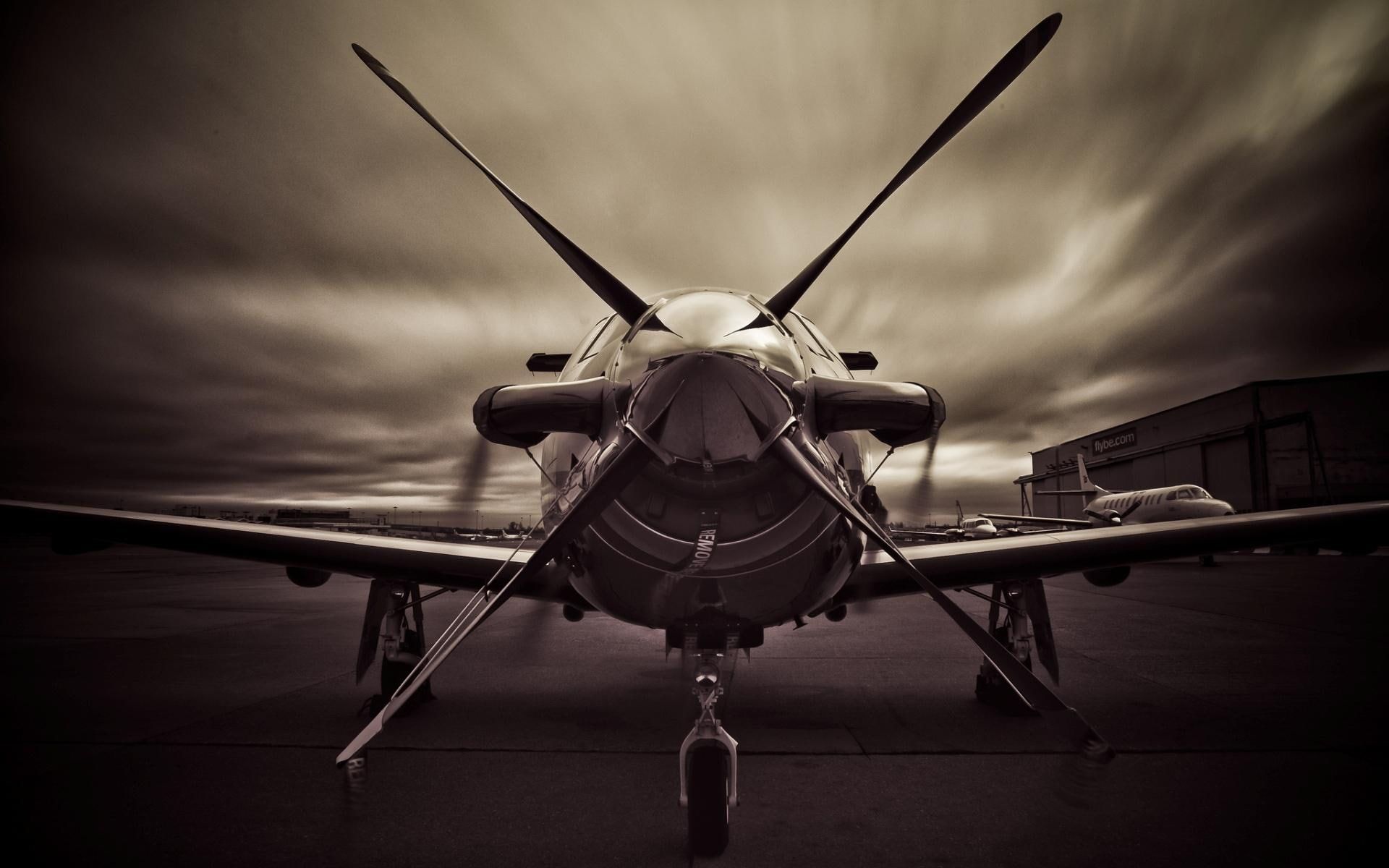 1920x1200 Turboprop Wallpaper